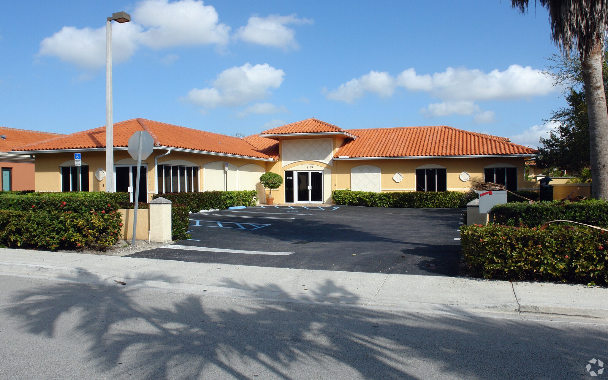 8105 NW 155th St, Miami Lakes, FL for Sale