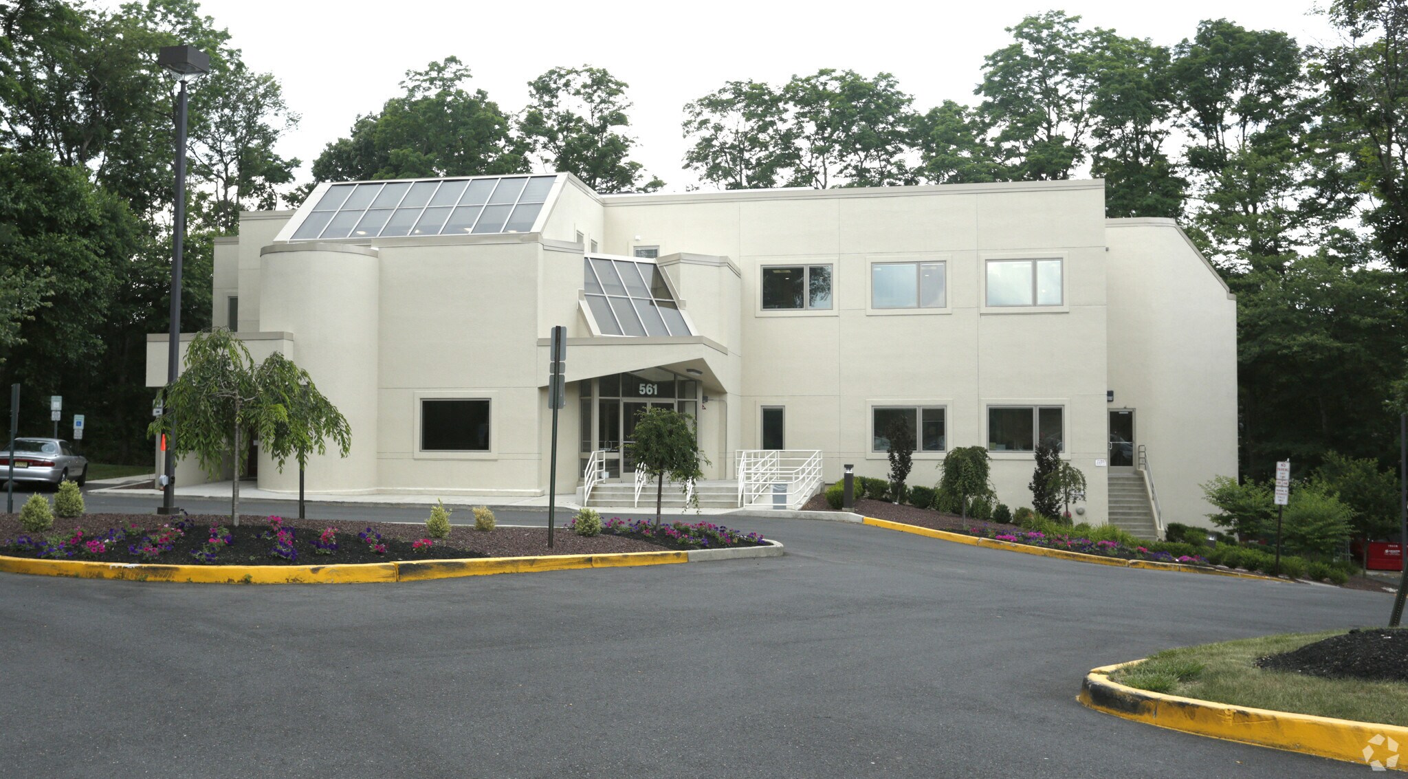 561 Cranbury Rd, East Brunswick, NJ for Sale