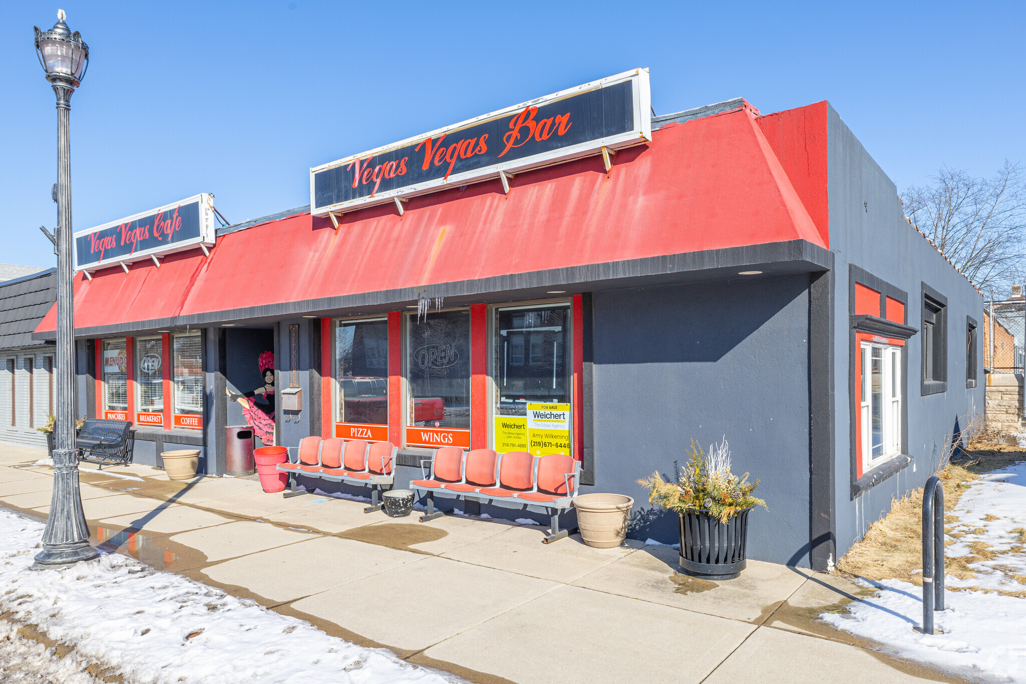 211-213 N Broad St, Griffith, IN for Sale