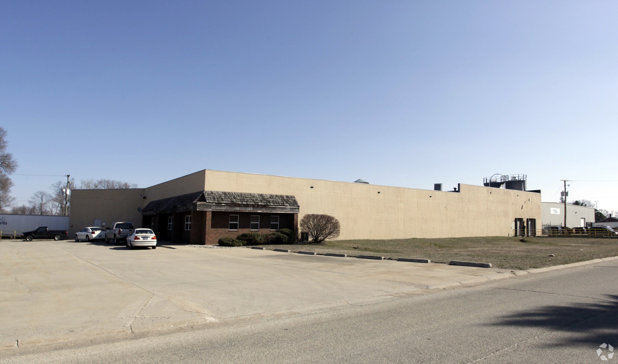 2340 15th St Elkhart, IN 46517 Industrial Property for Lease on