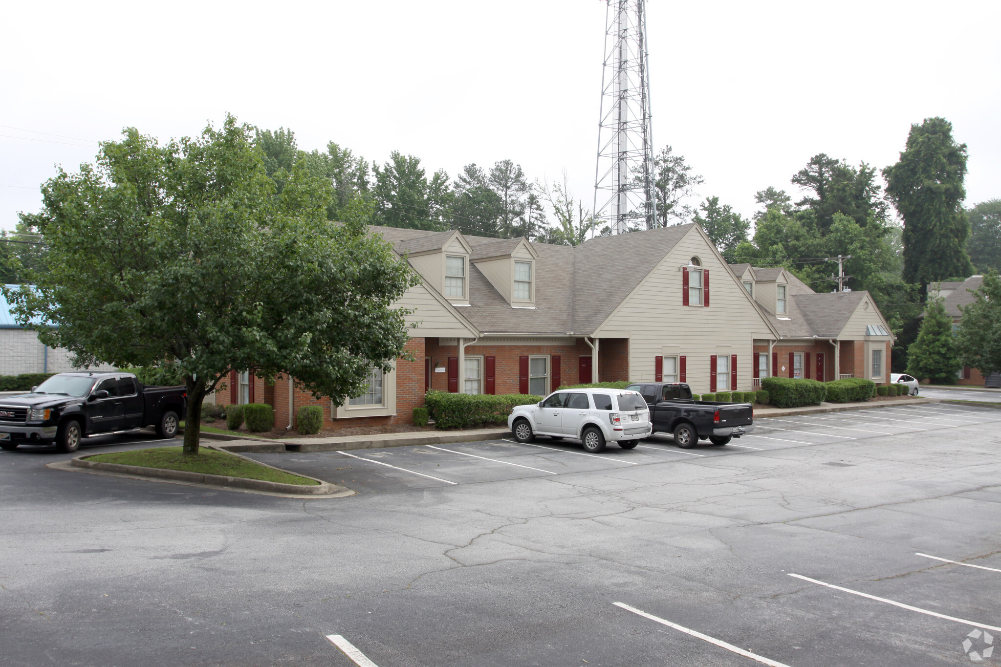 1298 Rockbridge Rd, Stone Mountain, GA for Sale