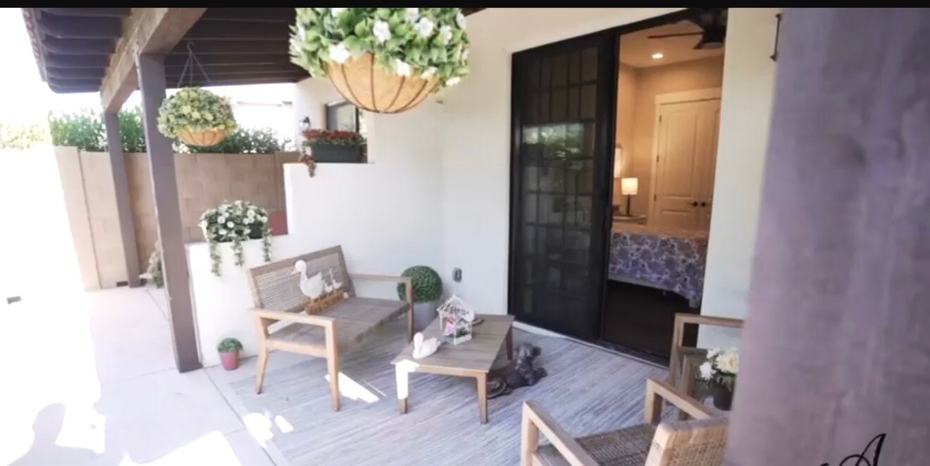 XXOOO N LUXURY ASSISTED LIVING Dr, Peoria, AZ for Sale