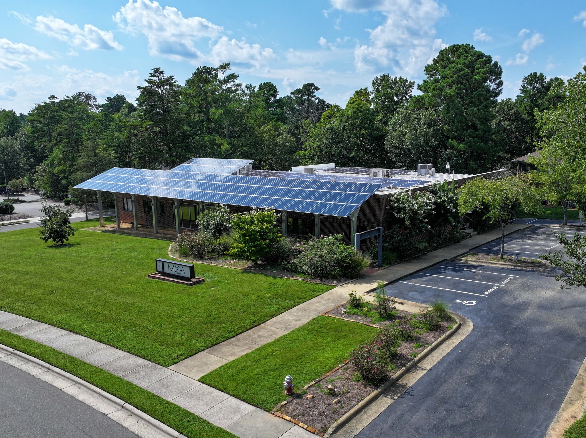 605 Eastowne Dr, Chapel Hill, NC for Rent