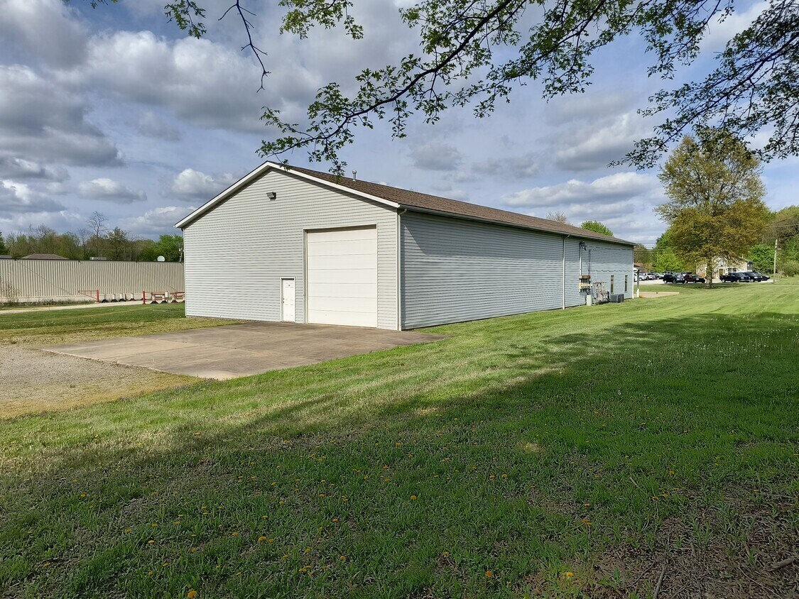 4935 S Prospect St, Ravenna, OH for Rent