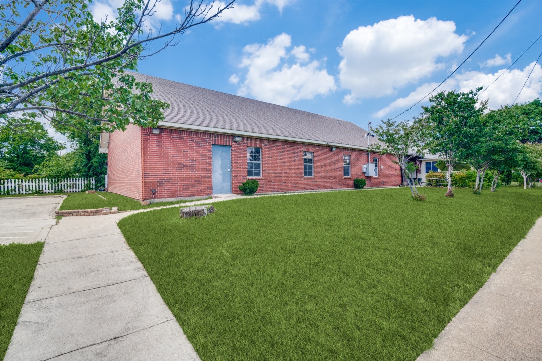 1149 N Plano Rd, Garland, TX for Sale