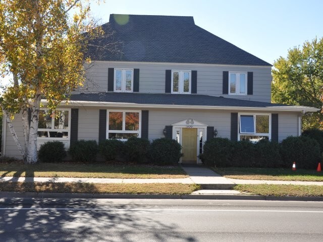 530 W Broadway St W, Monticello, MN for Sale