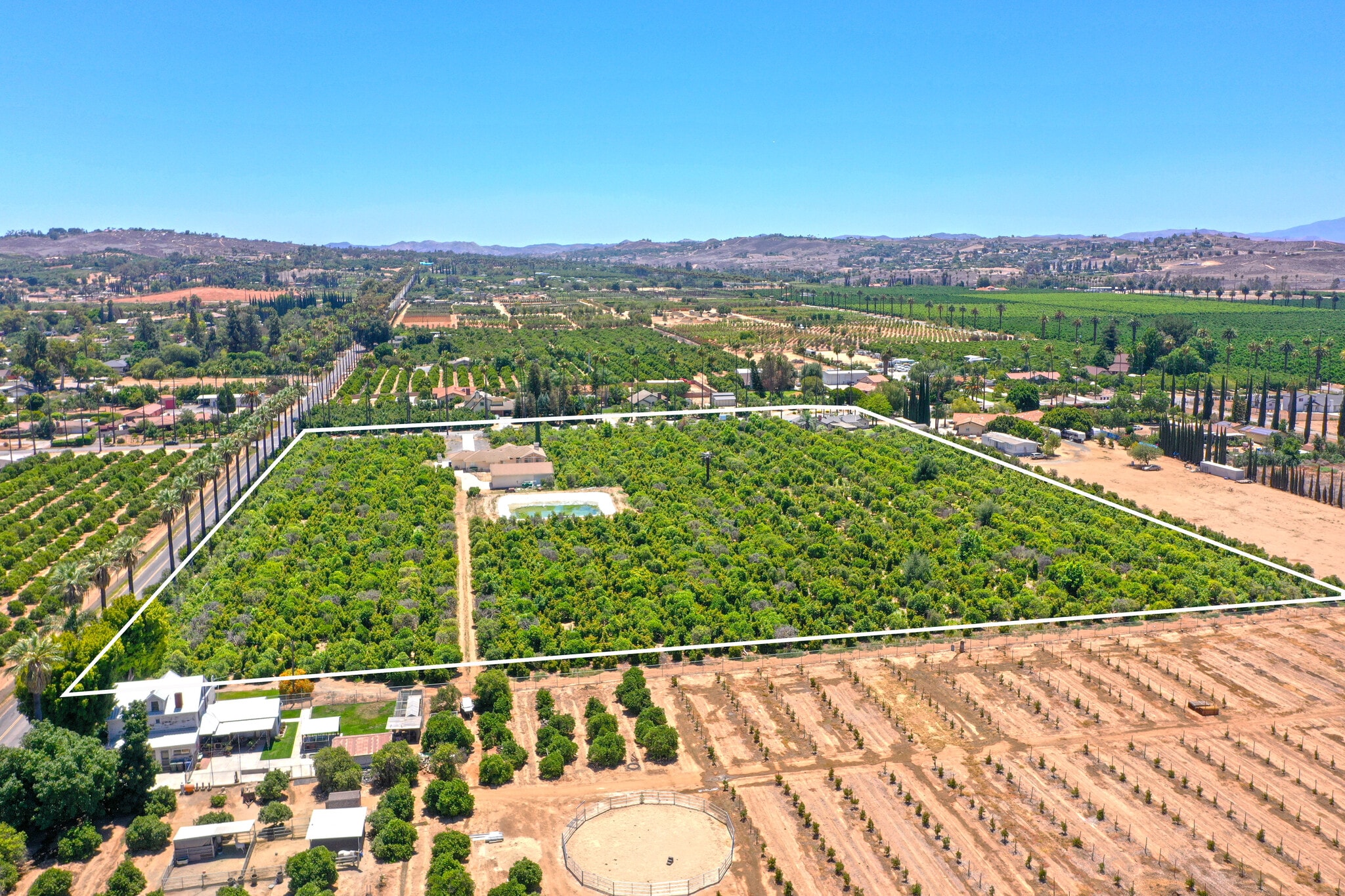 8715 Dufferin Ave, Riverside, CA for Sale
