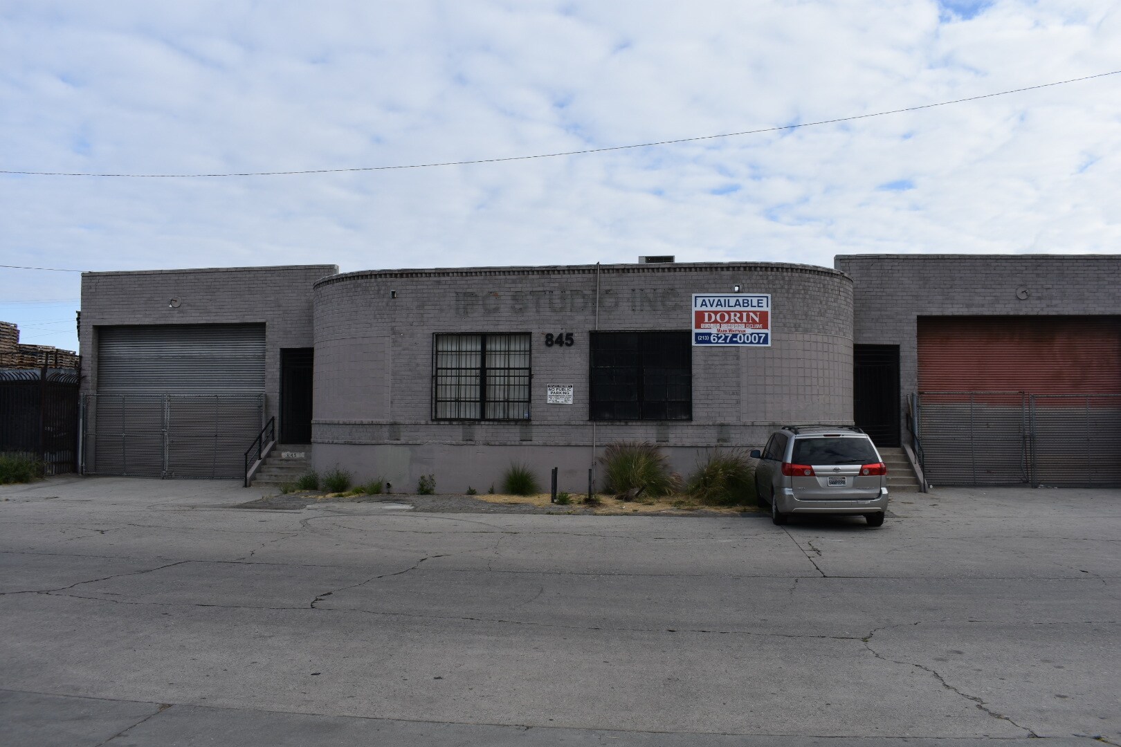 845 E 60th St, Los Angeles, CA for Rent