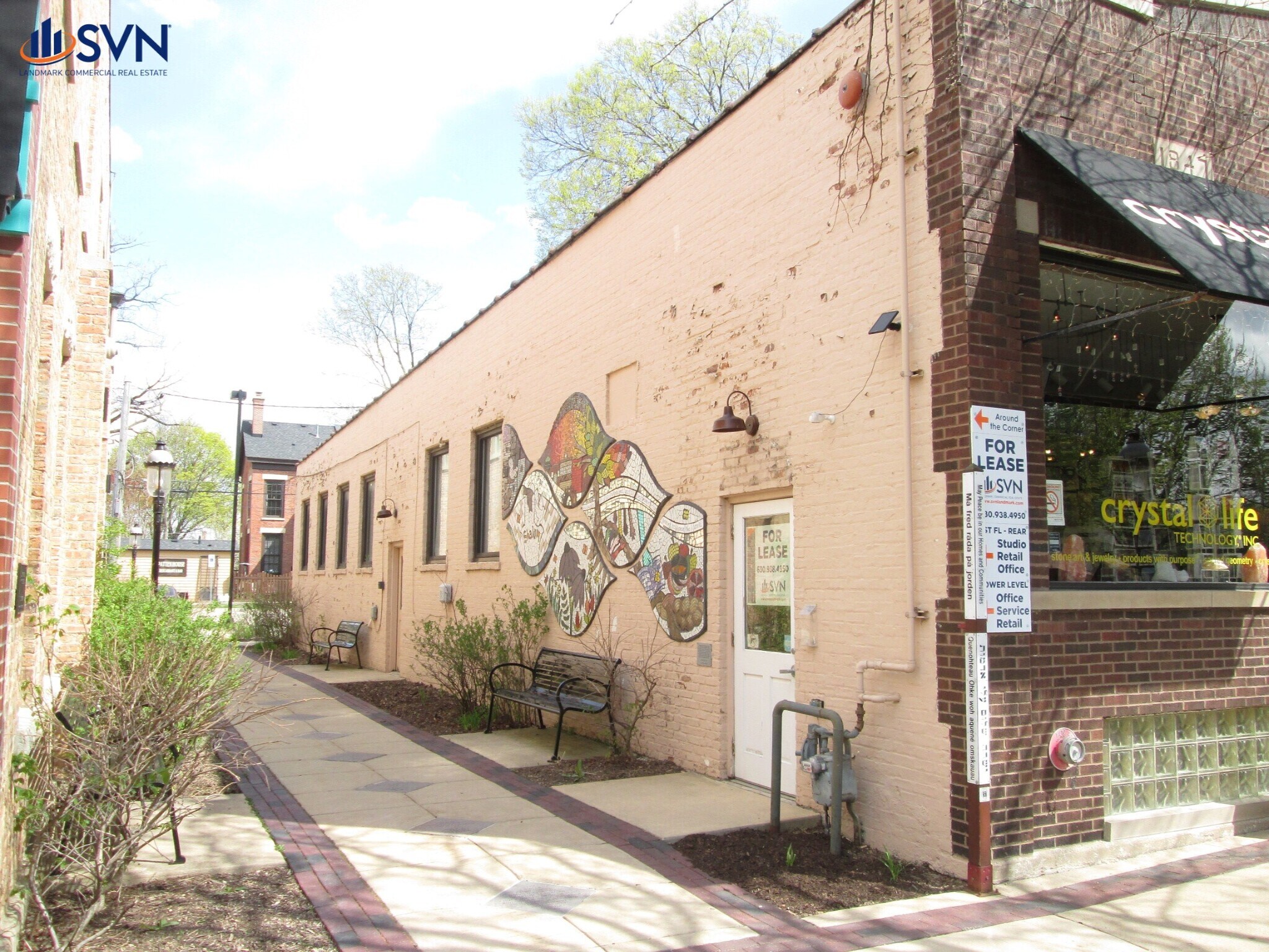 121 S Third St Geneva, IL 60134 Retail Property for Lease on