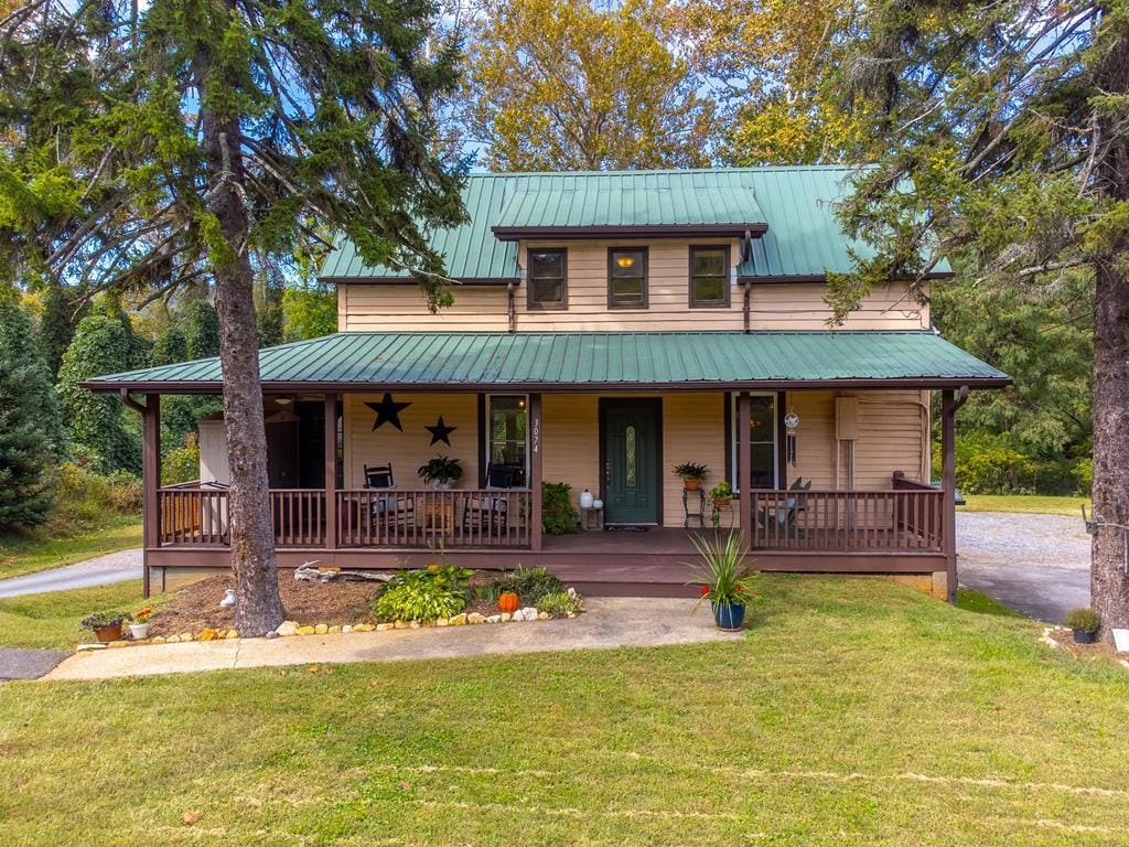 3074 Old Cullowhee Rd, Cullowhee, NC for Sale