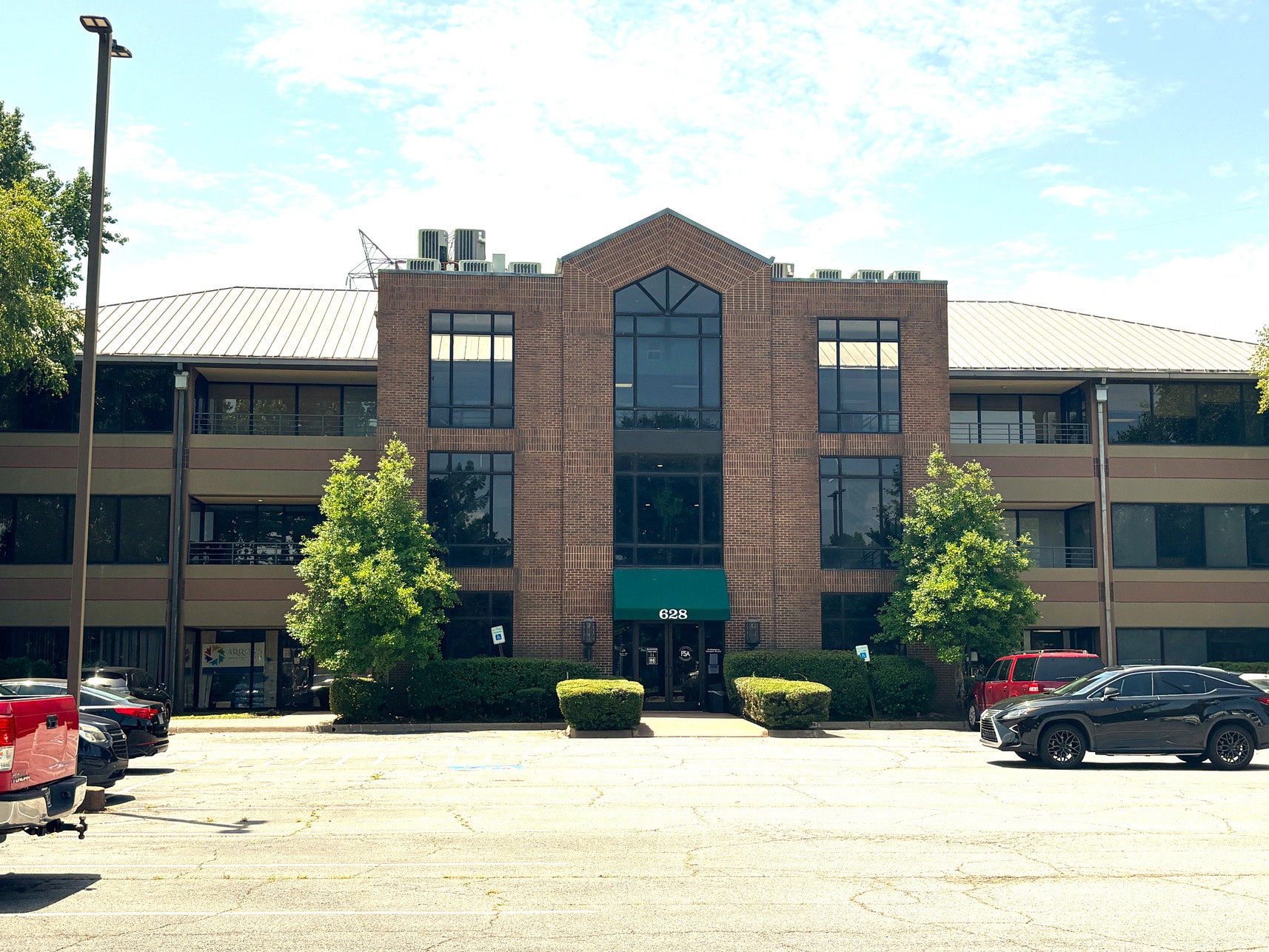628 W Broadway Ave, North Little Rock, AR for Rent