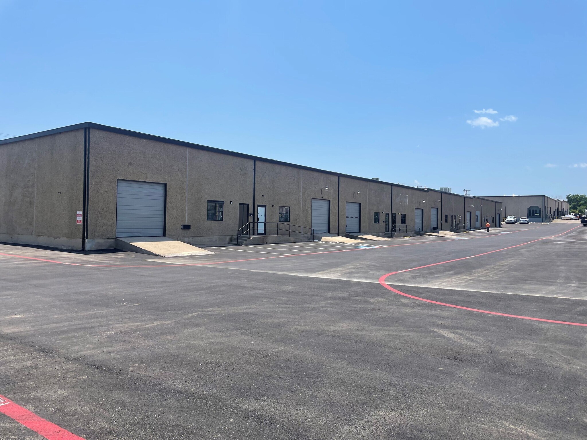 3425 Raider Dr Hurst, TX 76053 Industrial Park Property for Lease on