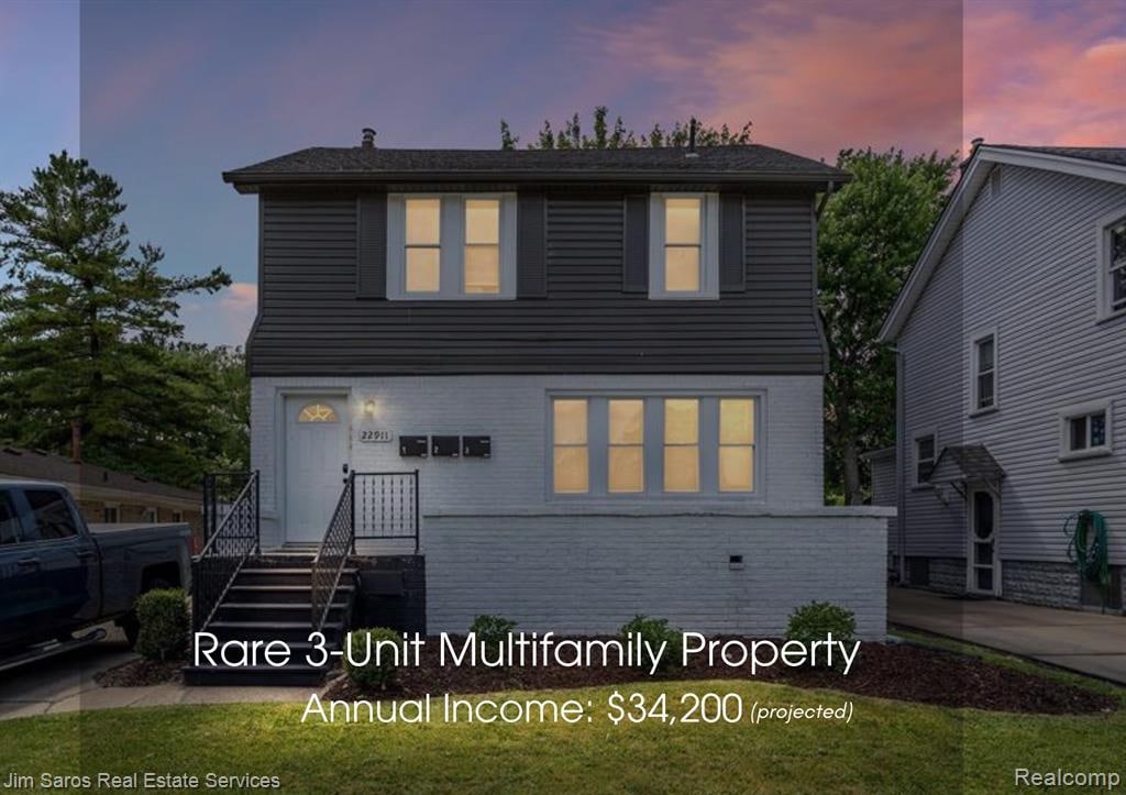 22911 Hayes Ave, Eastpointe, MI for Sale