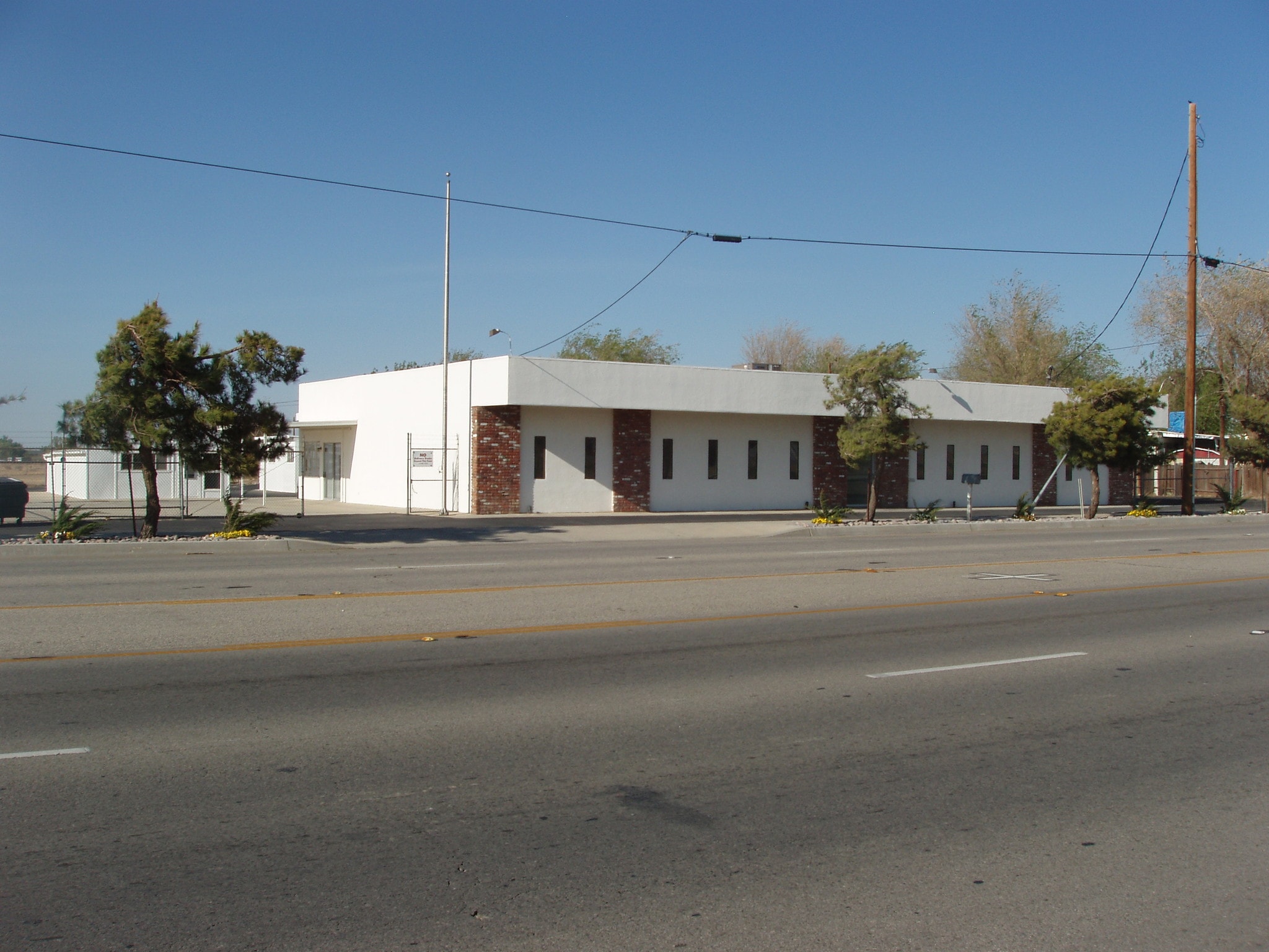 3121 E Avenue I, Lancaster, CA for Sale