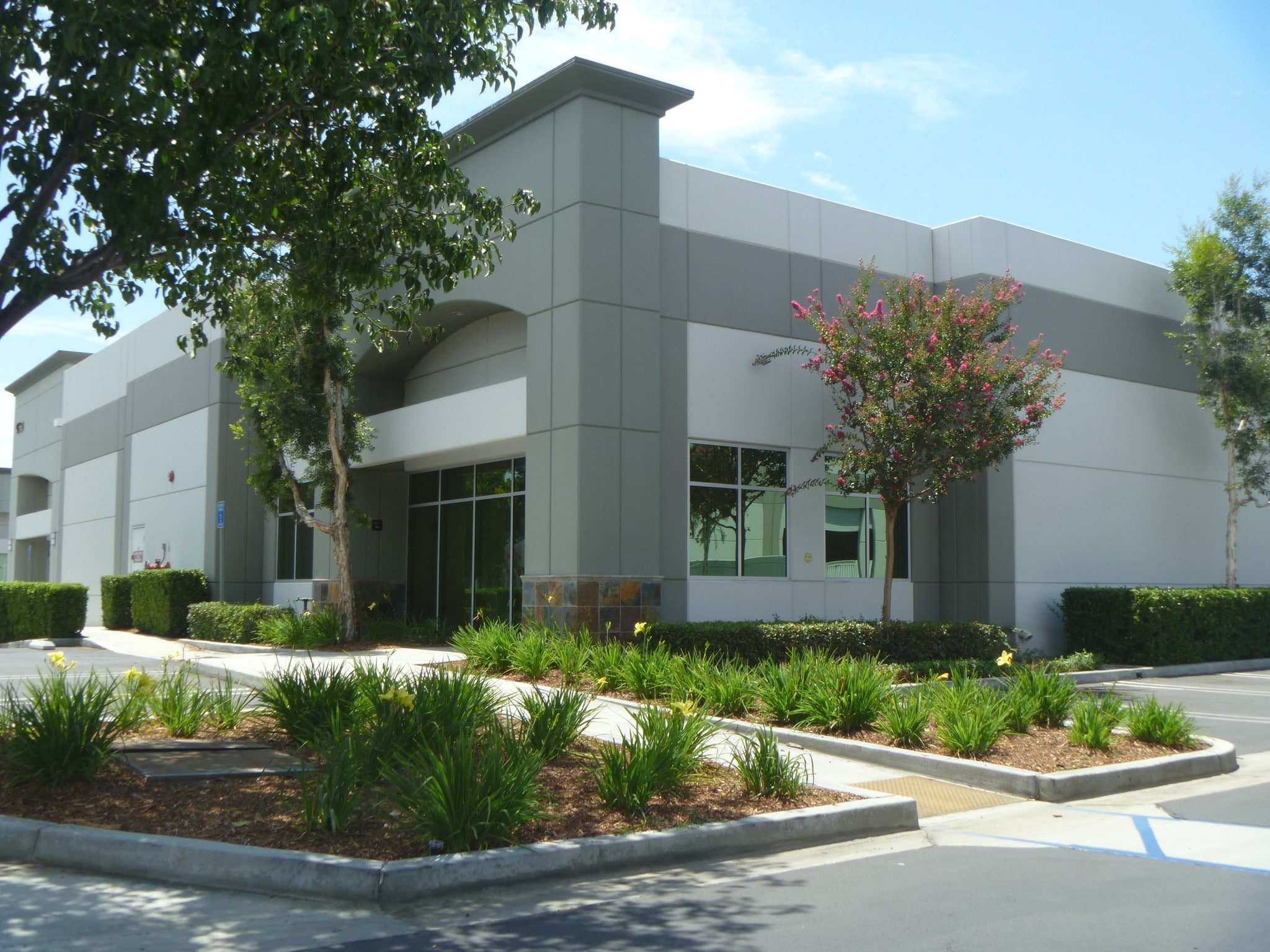 1660 S Grove Ave, Ontario, CA for Rent