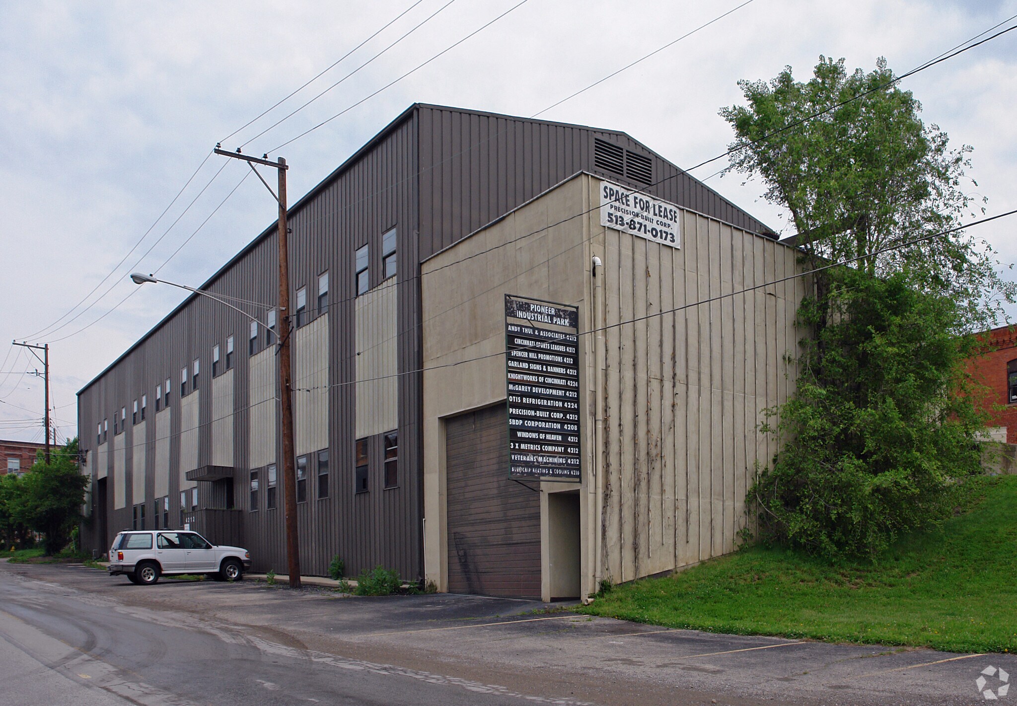 4212 Airport Rd, Cincinnati, OH for Rent