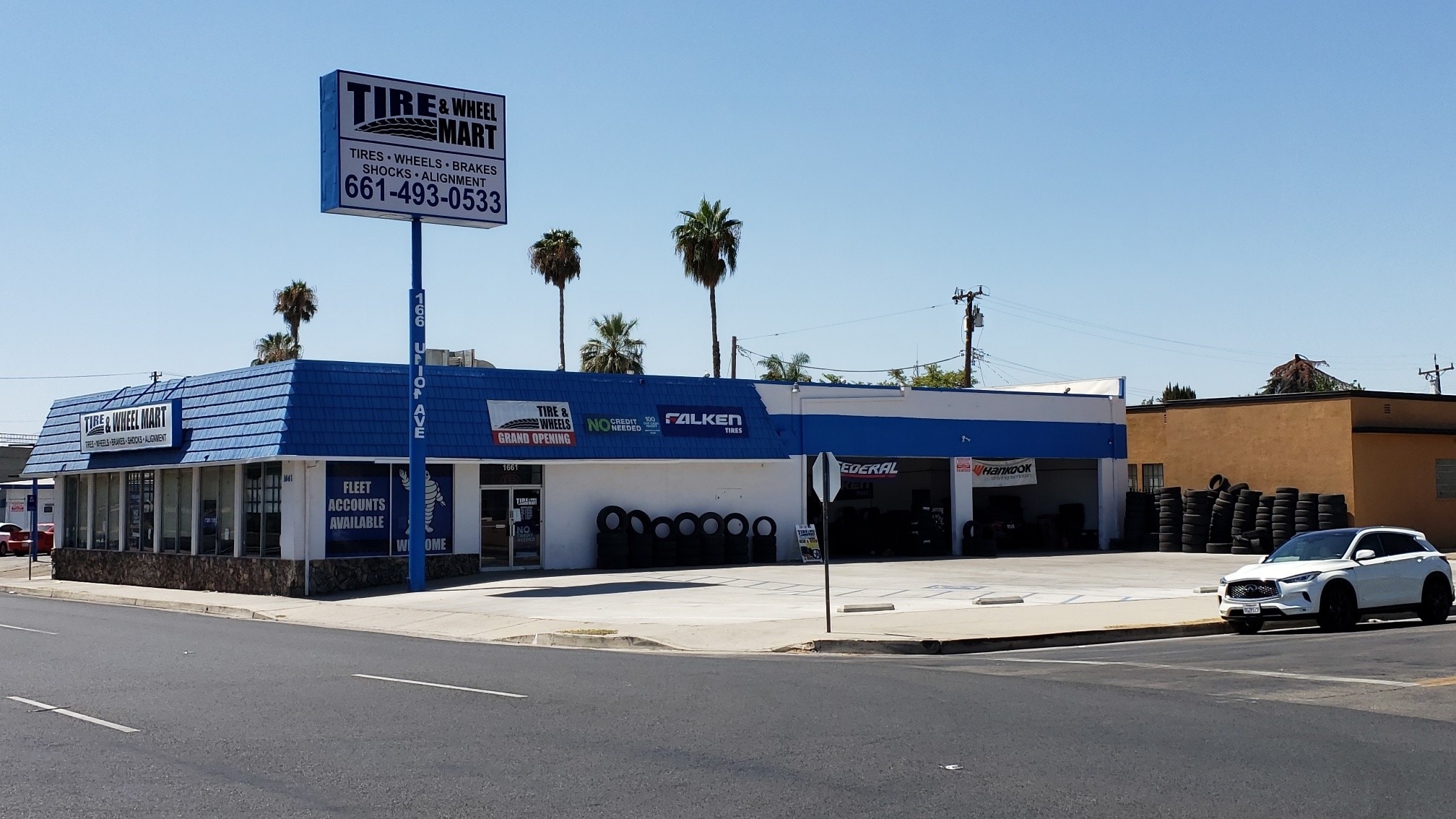 1661 Union Ave, Bakersfield, CA for Sale