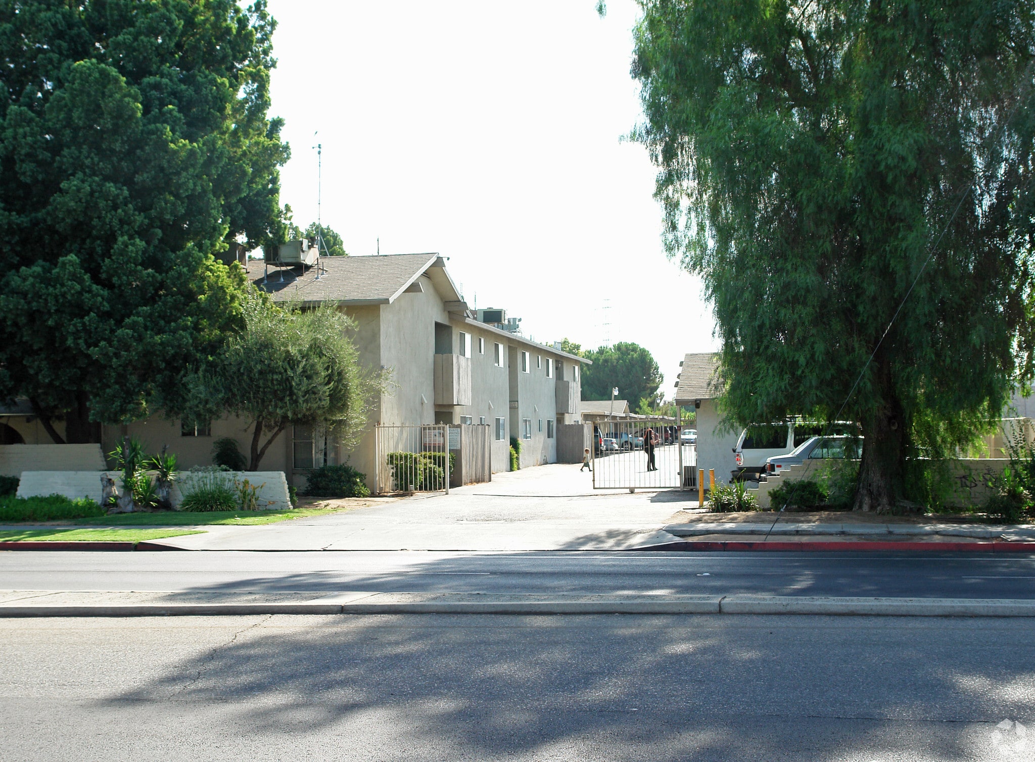 3420 N 1st St, Fresno, CA for Sale