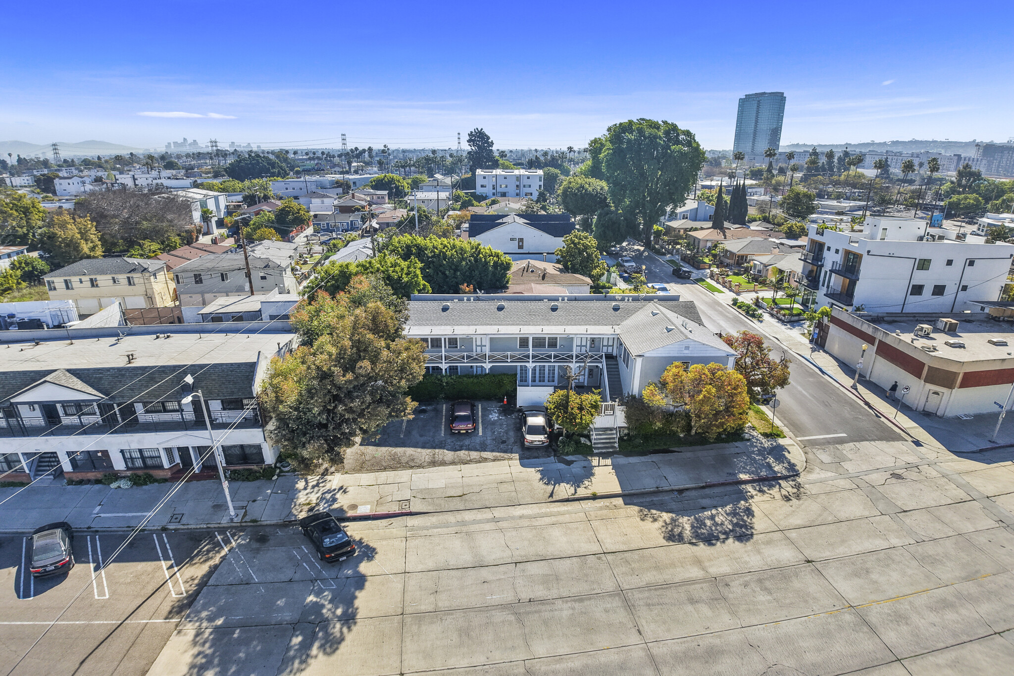 2662 1/2 La Cienega Ave, Los Angeles, CA for Sale