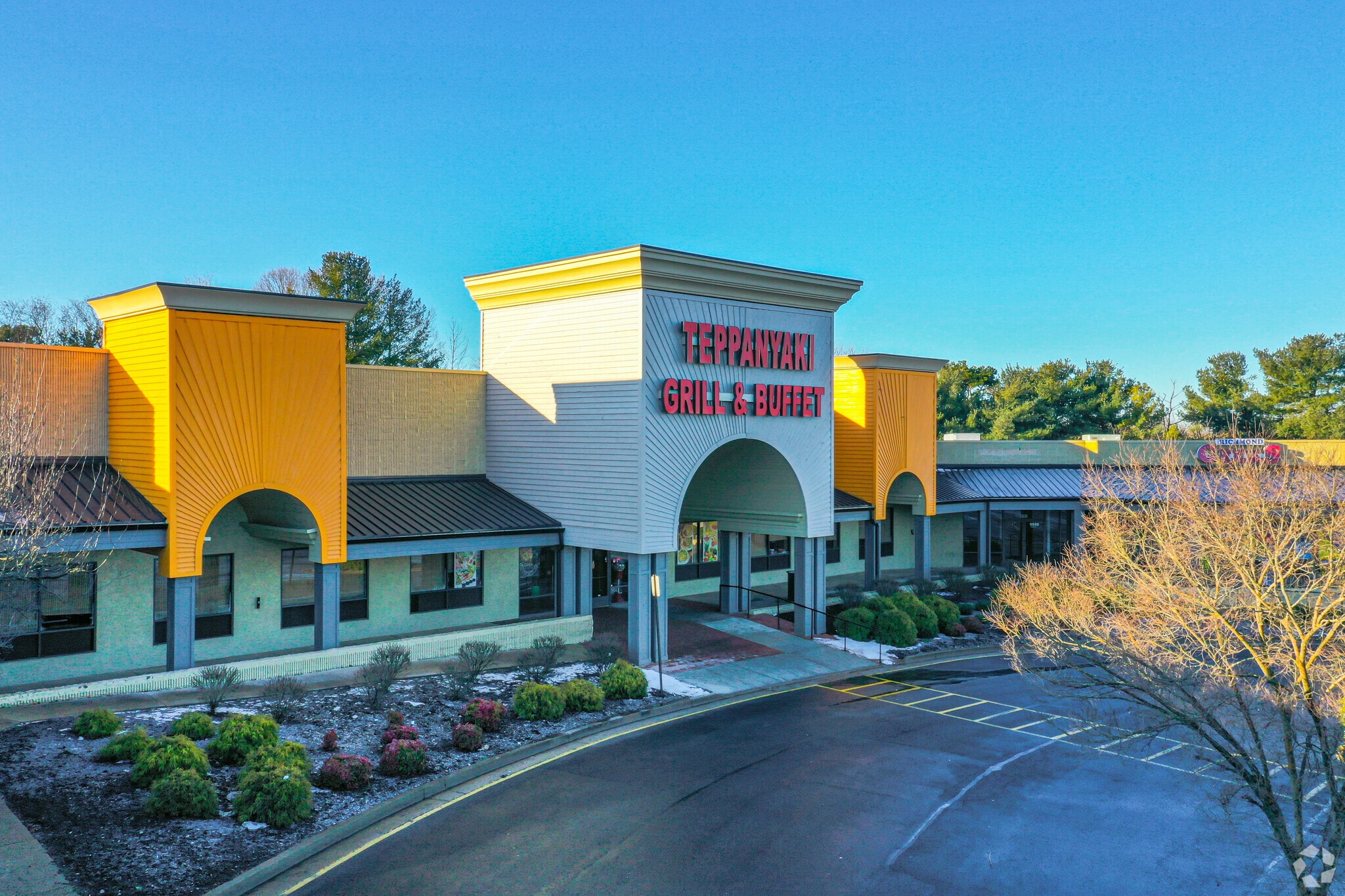 9031-9051 W Broad St, Richmond, VA for Rent