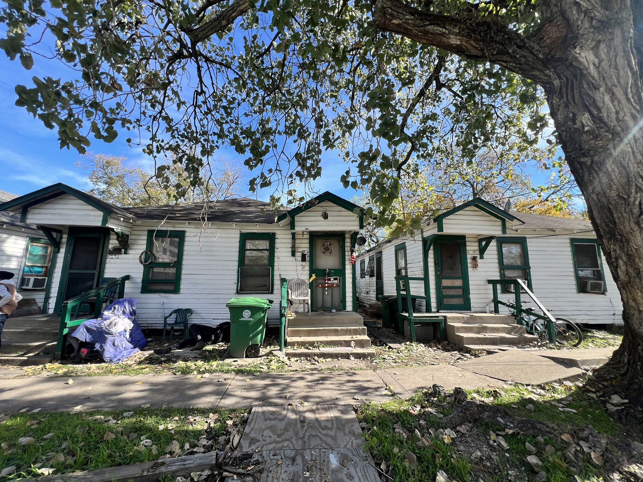 2601 Lucinda St, Houston, TX for Sale