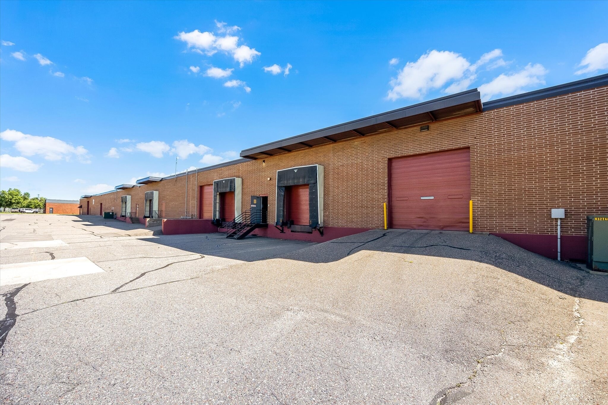 130-150 Eva St, Saint Paul, MN for Rent