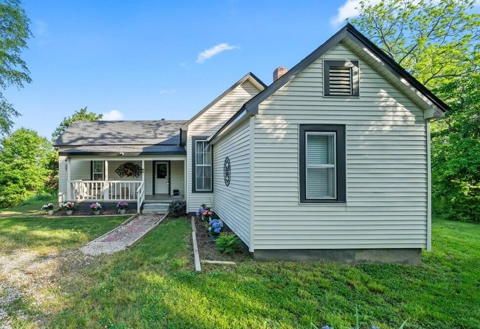9142 Railroad Ave, Olive Branch, MS for Sale