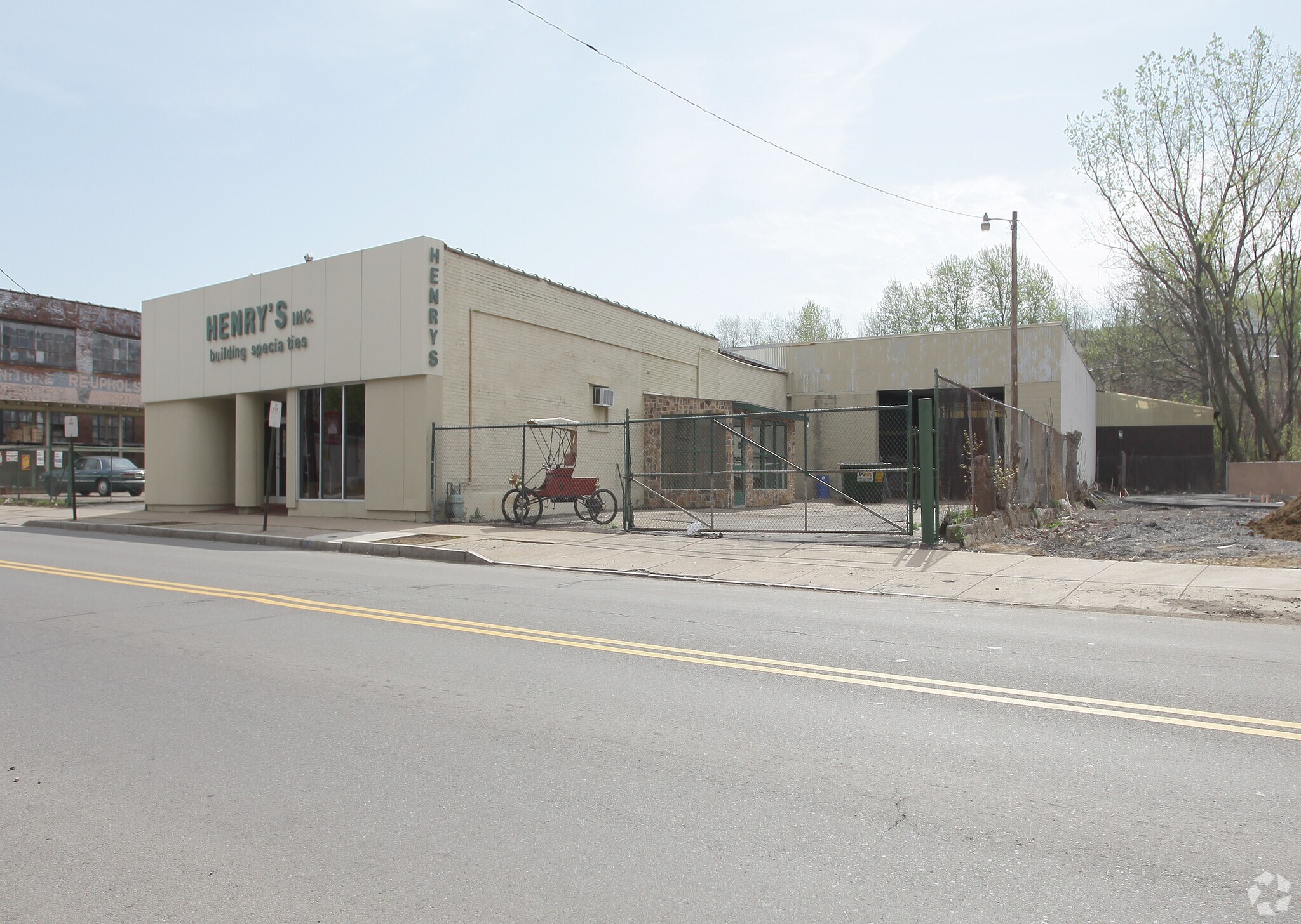 540 S Main St Wilkes Barre, PA 18701 Industrial Property for Sale on