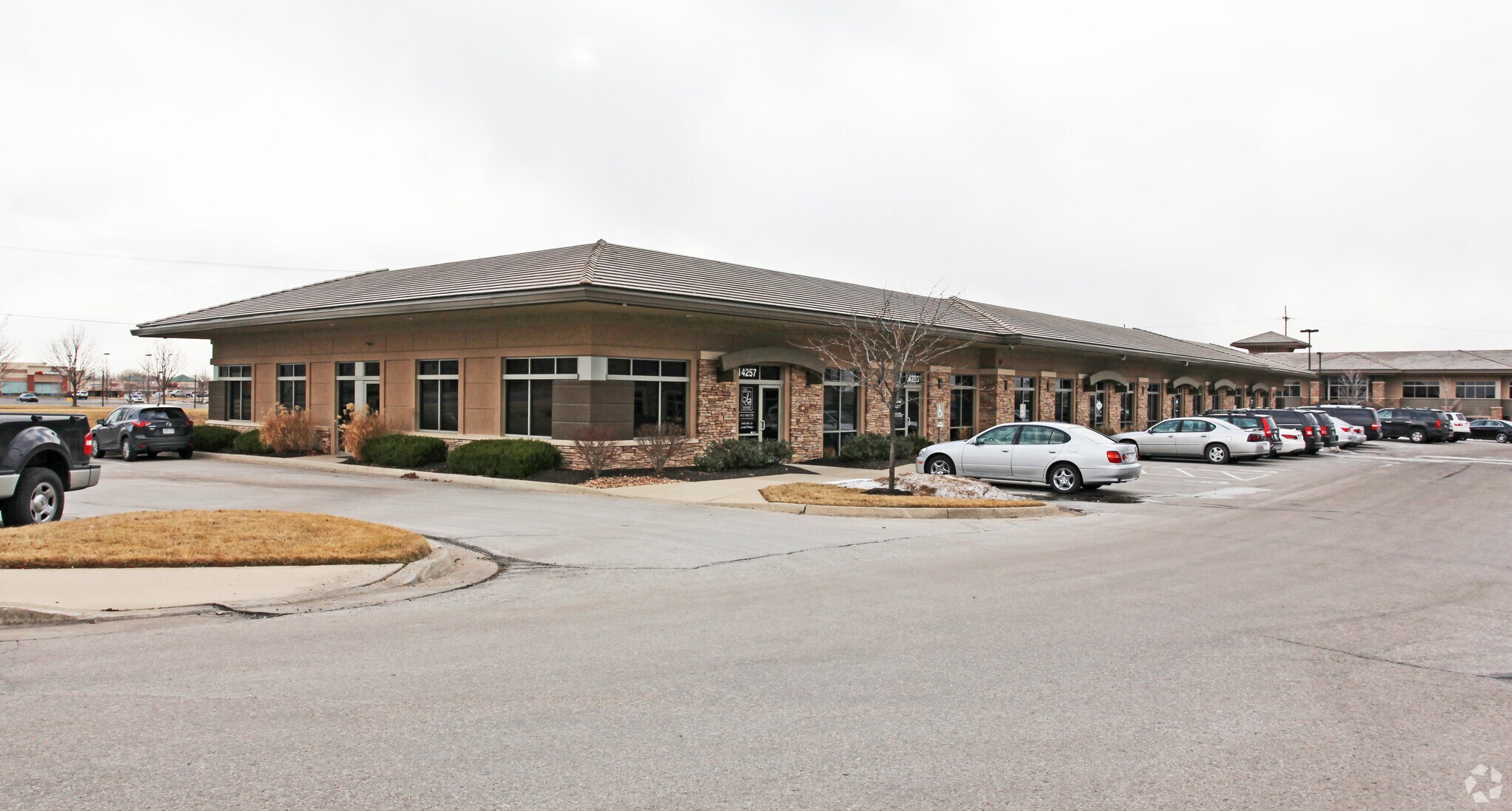 14241-14257 Metcalf Ave, Overland Park, KS for Rent