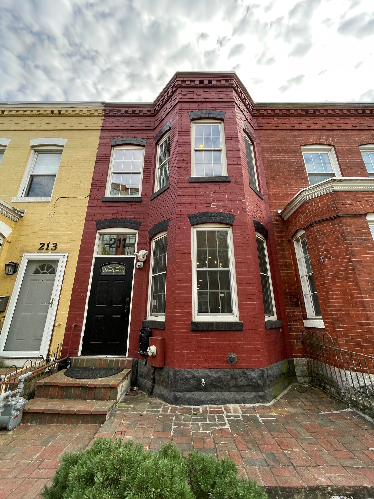 211 K St Ne, Washington, DC for Sale