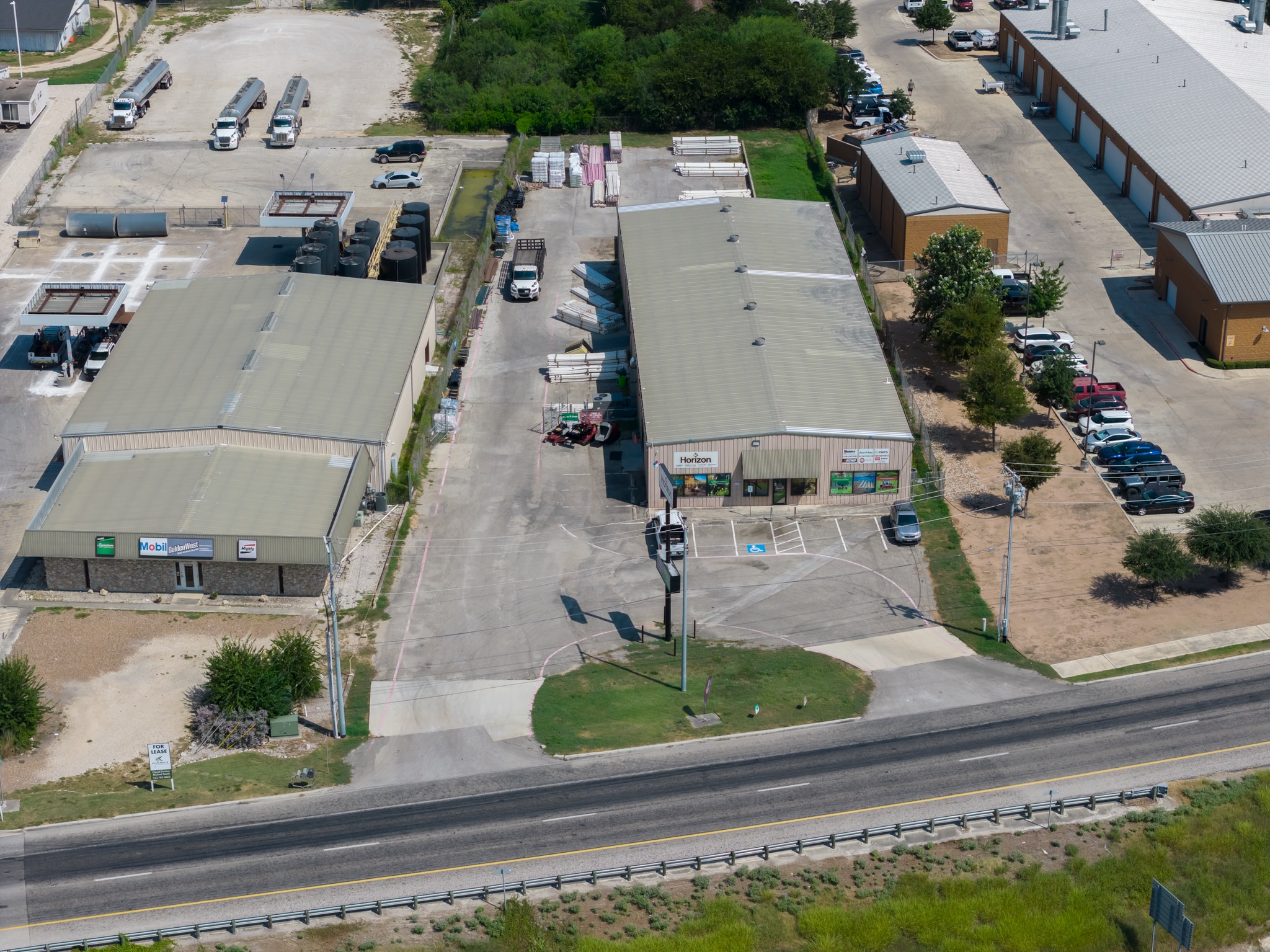 4312 I 35 N Frontage rd, New Braunfels, TX for Rent