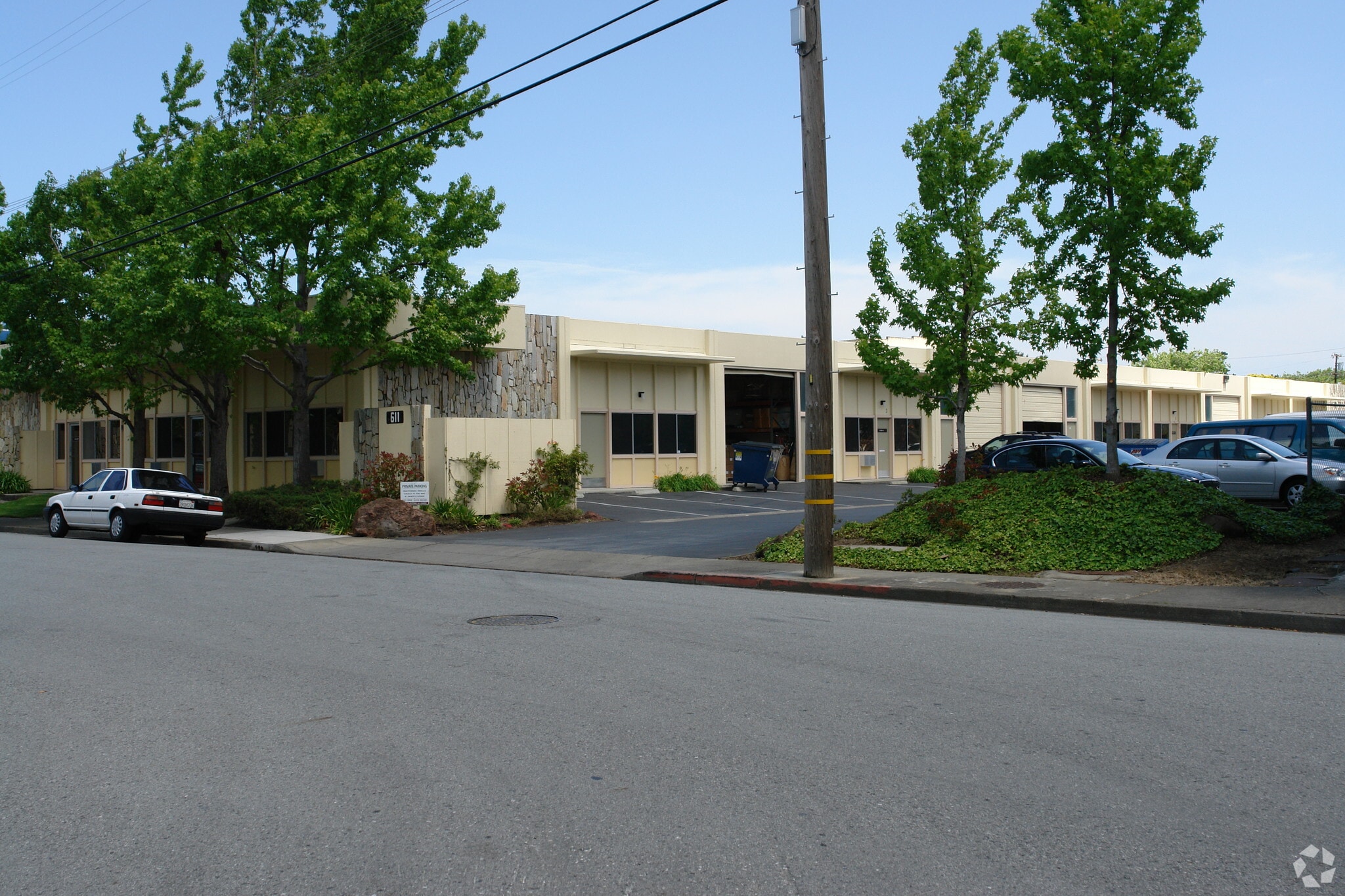 611 Taylor Way, San Carlos, CA for Rent