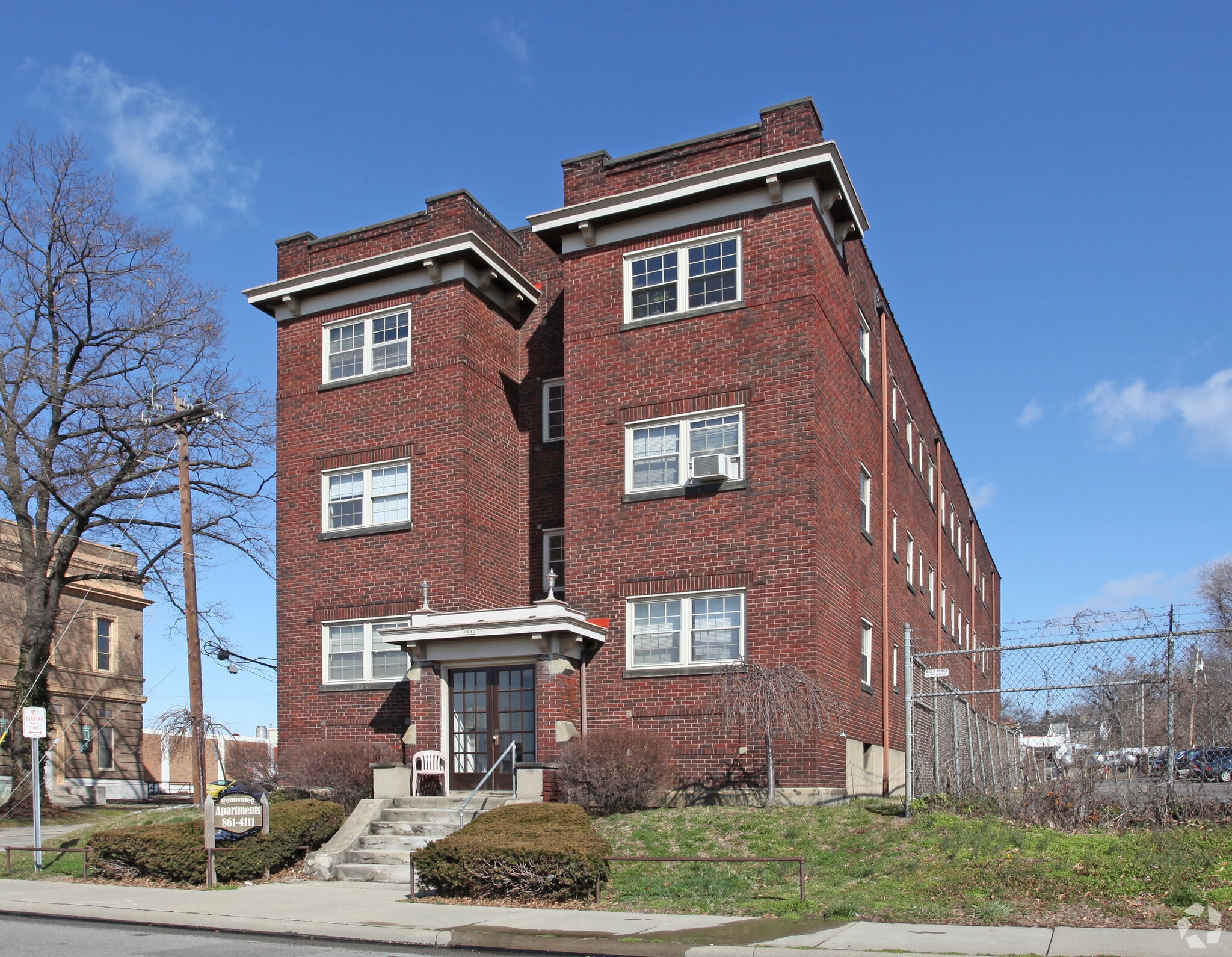 2240 Norwood Ave, Cincinnati, OH for Sale