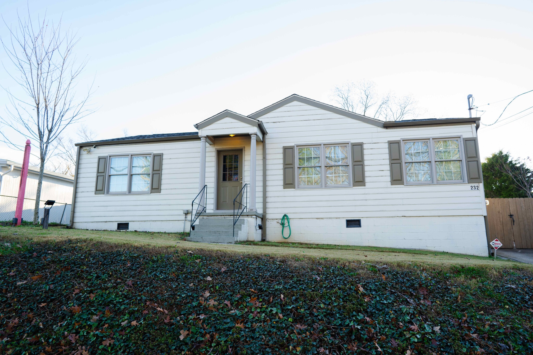 232 SE Powers Ferry Rd, Marietta, GA for Sale