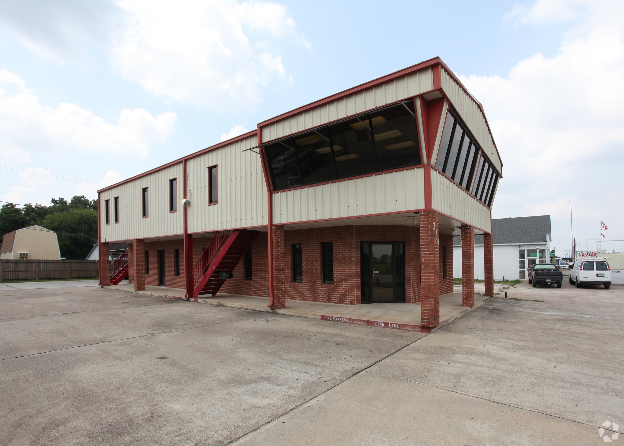 7014 Spencer Hwy, Pasadena, TX for Rent