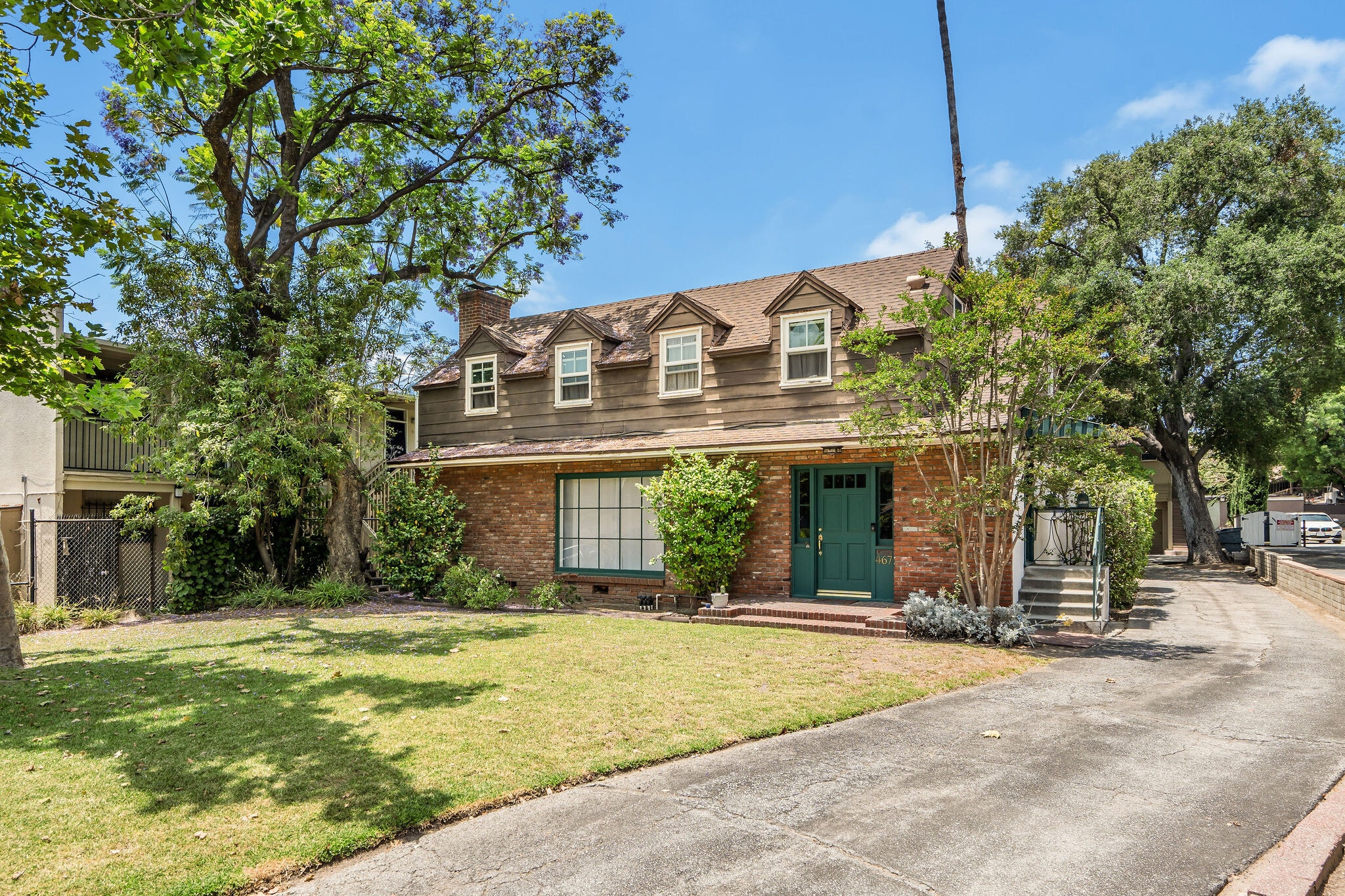467 S El Molino Ave, Pasadena, CA for Sale