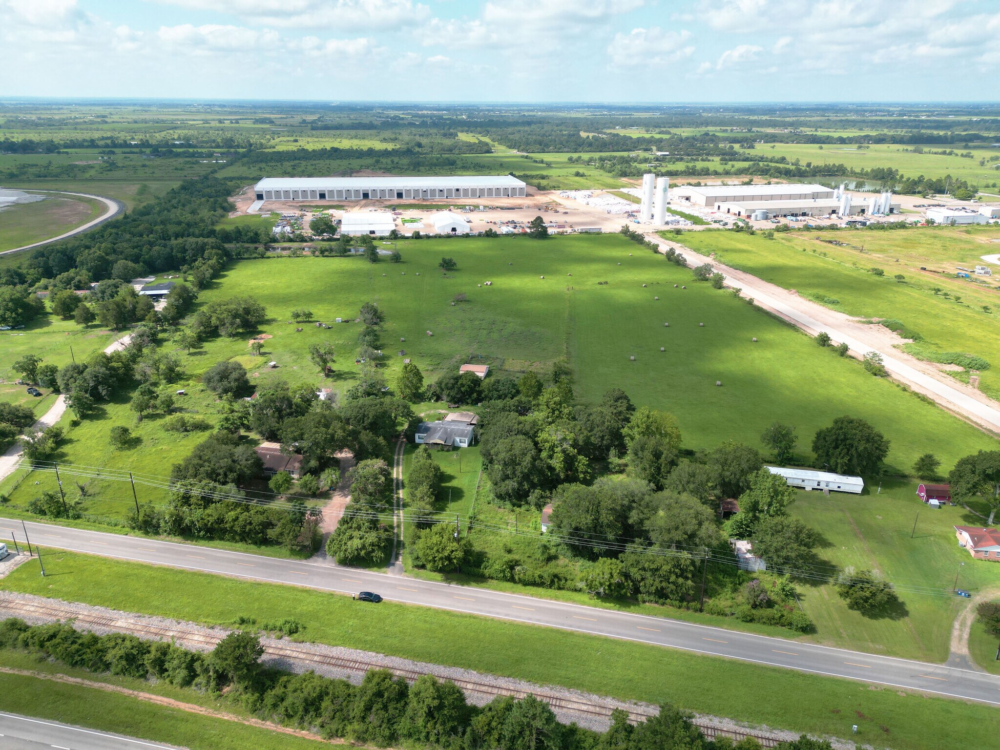 30519 Washington St, Waller, TX for Sale
