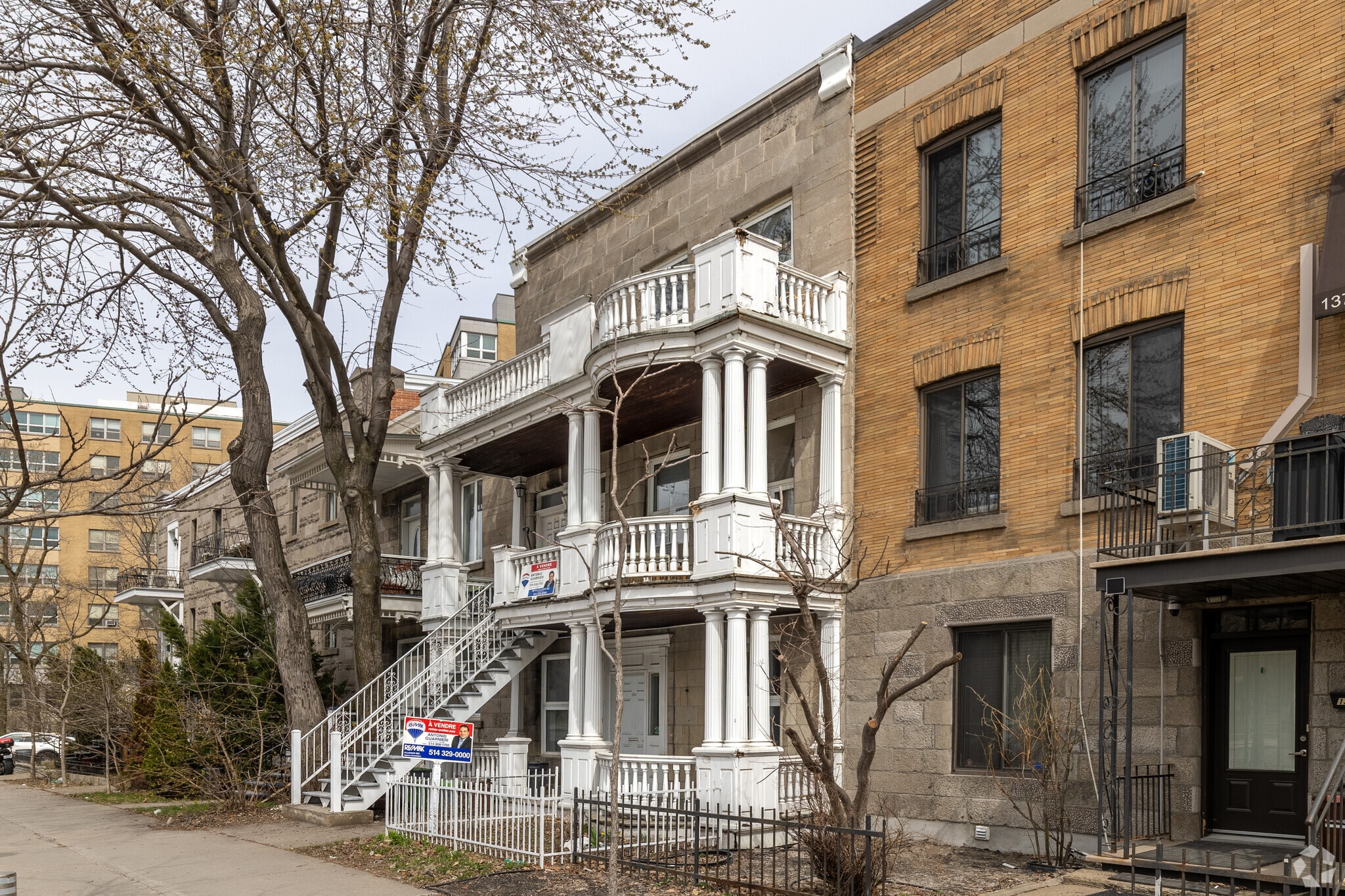 1374-1378 Rue Sherbrooke E, Montréal, QC for Sale