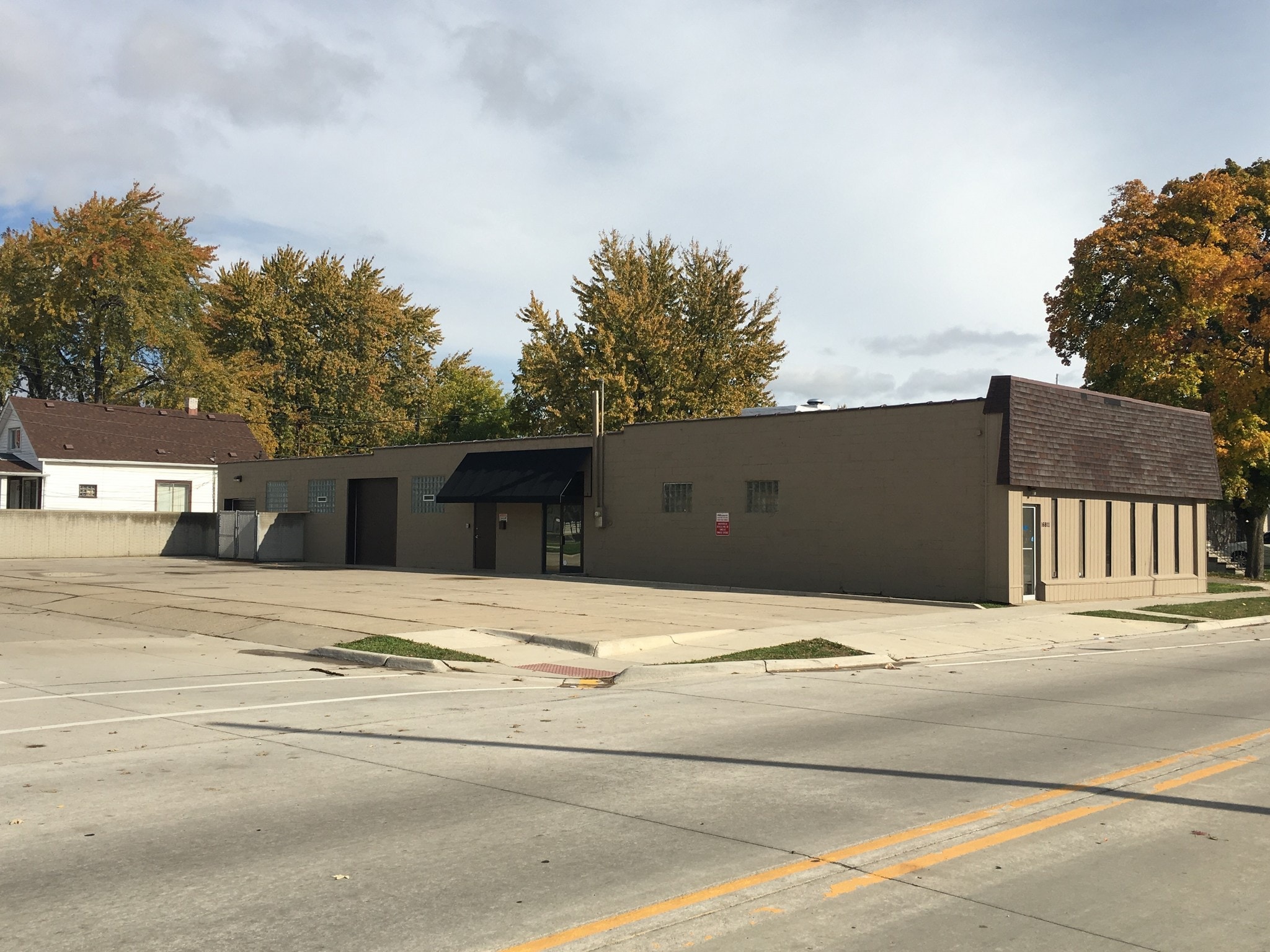 16811 Stephens Eastpointe, MI 48021 Industrial Property for Lease on