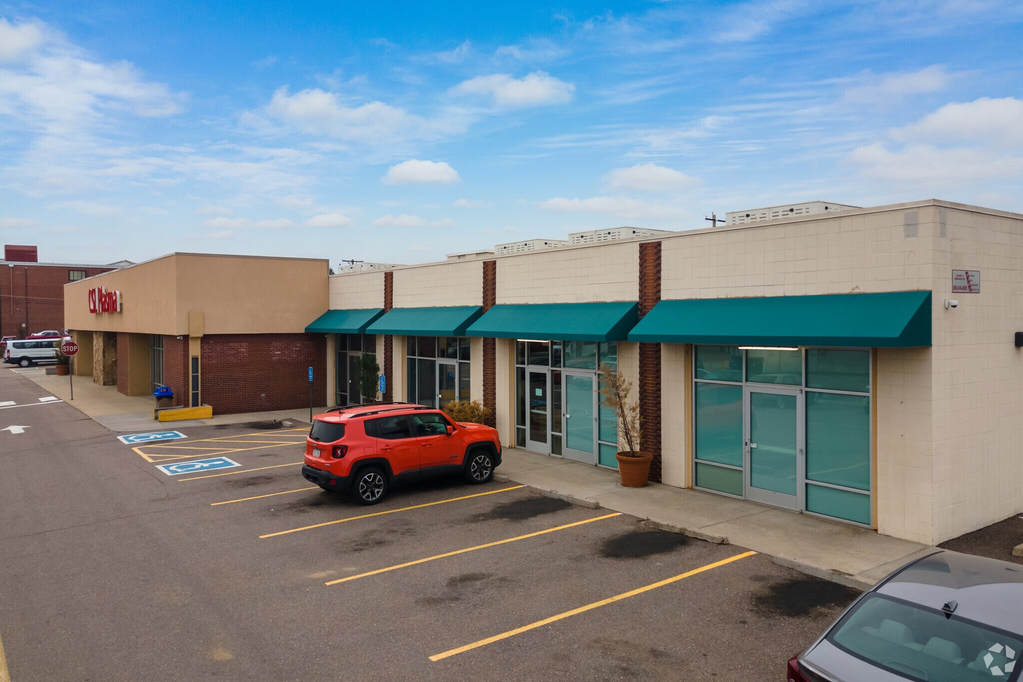 690 Peoria St, Aurora, CO for Rent