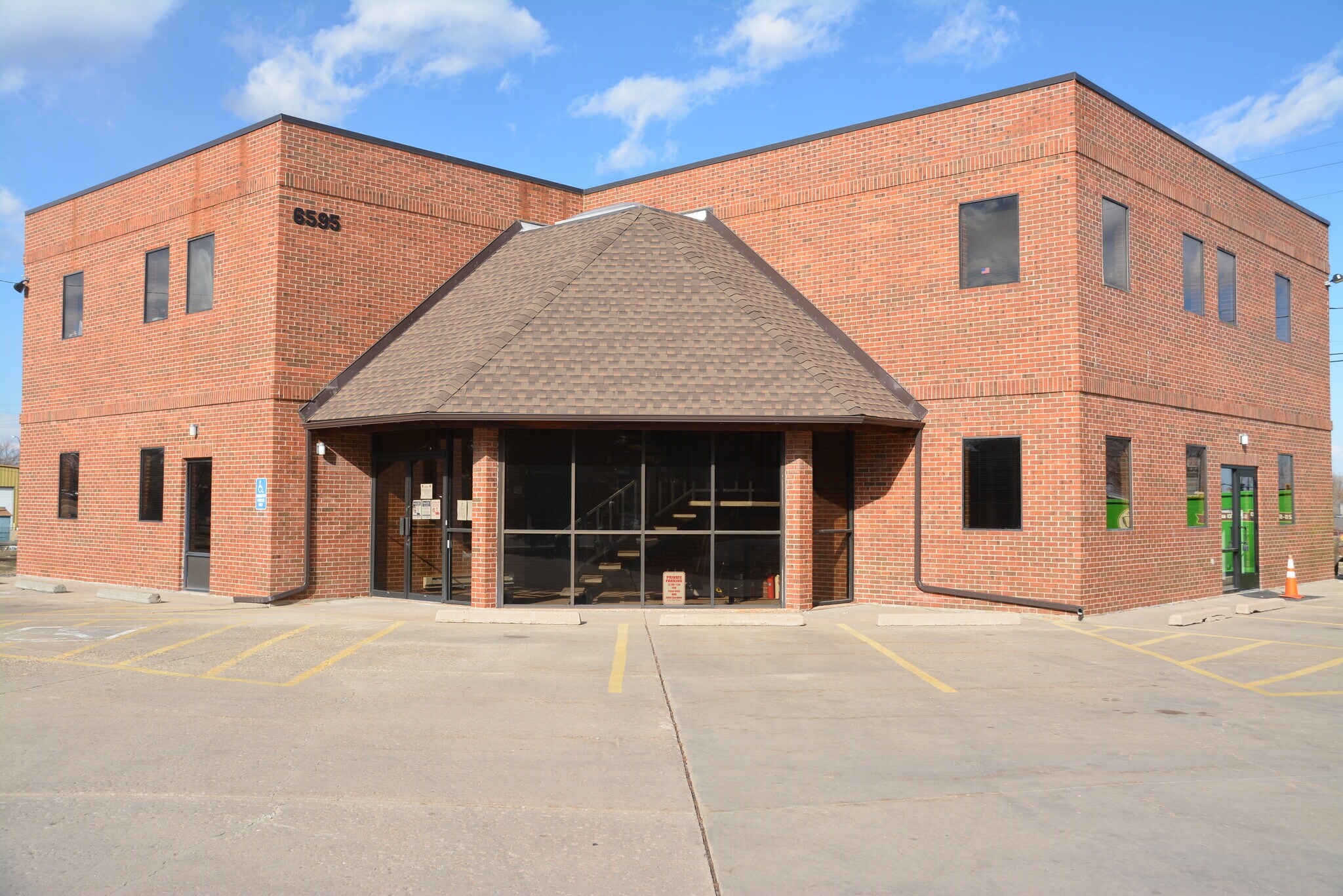 6595 W 14th Ave, Lakewood, CO for Rent