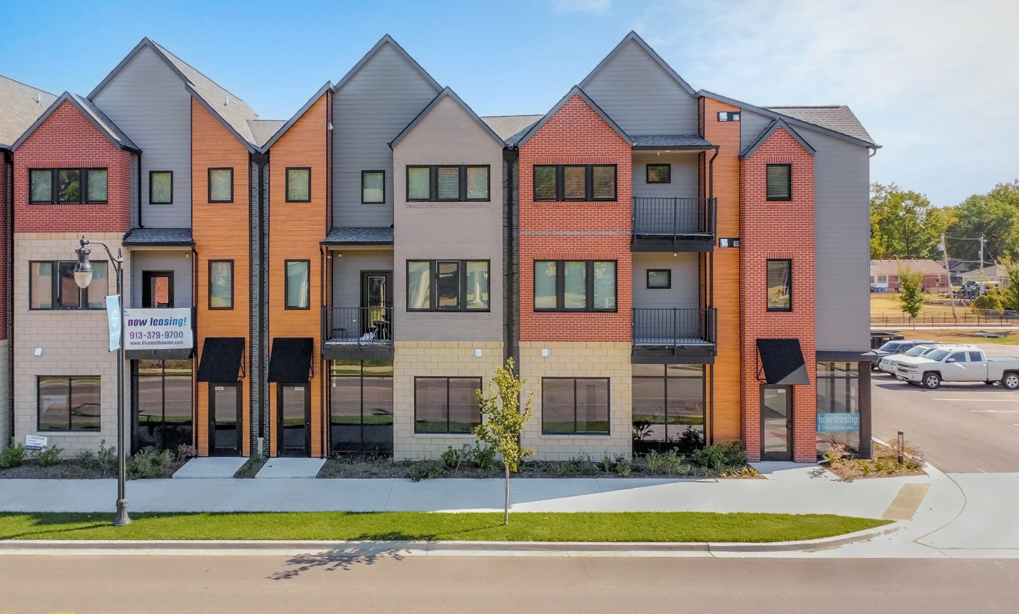 6101-6123 Nieman Road, Shawnee, KS for Rent