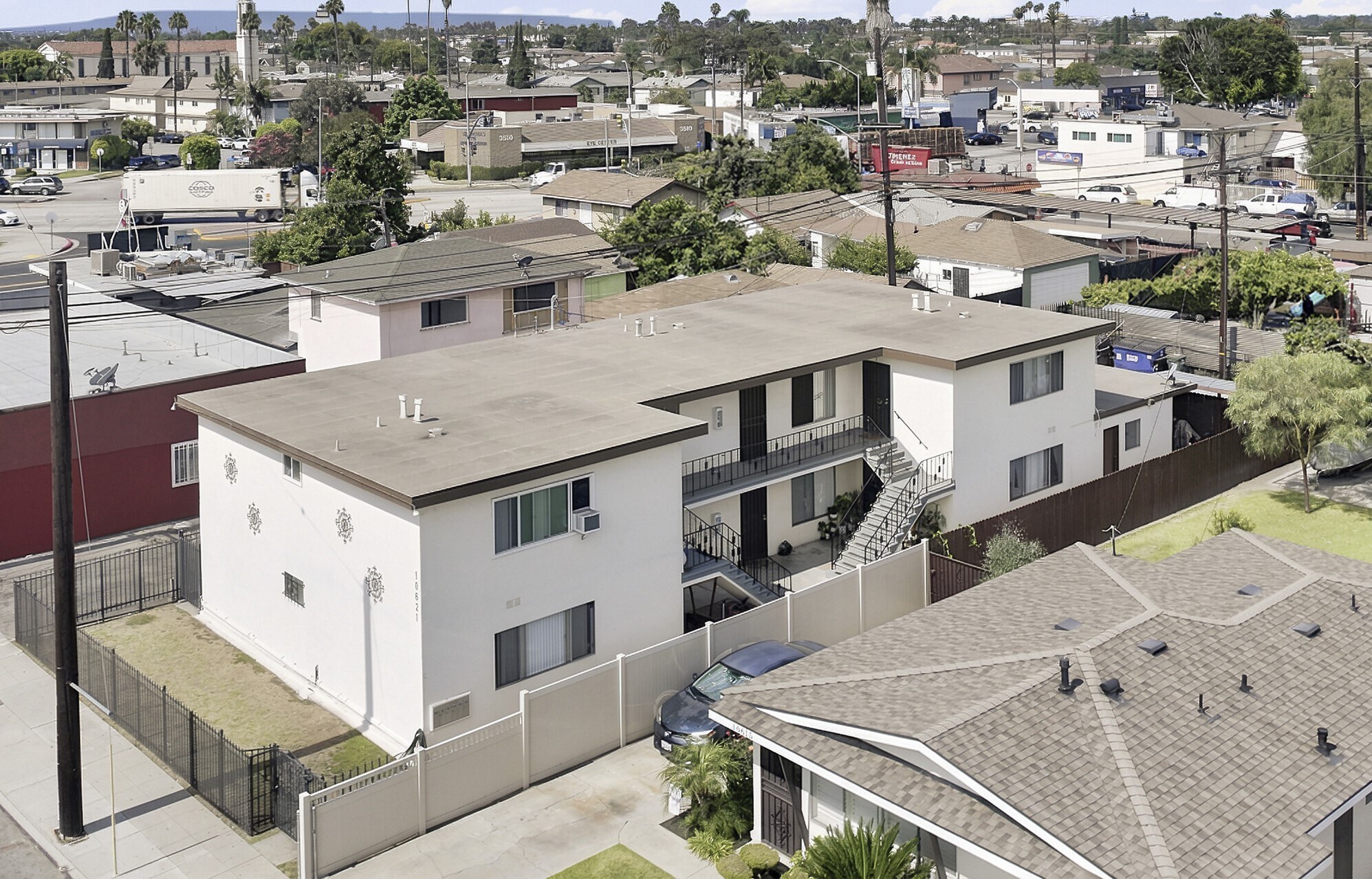 10621 San Carlos Ave, South Gate, CA for Sale