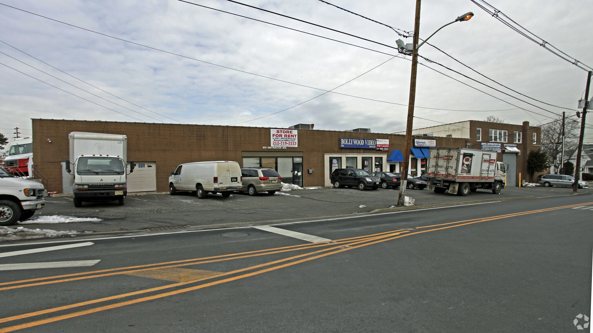 851 Van Houten Ave Clifton, NJ 07013 Flex Property for Lease on