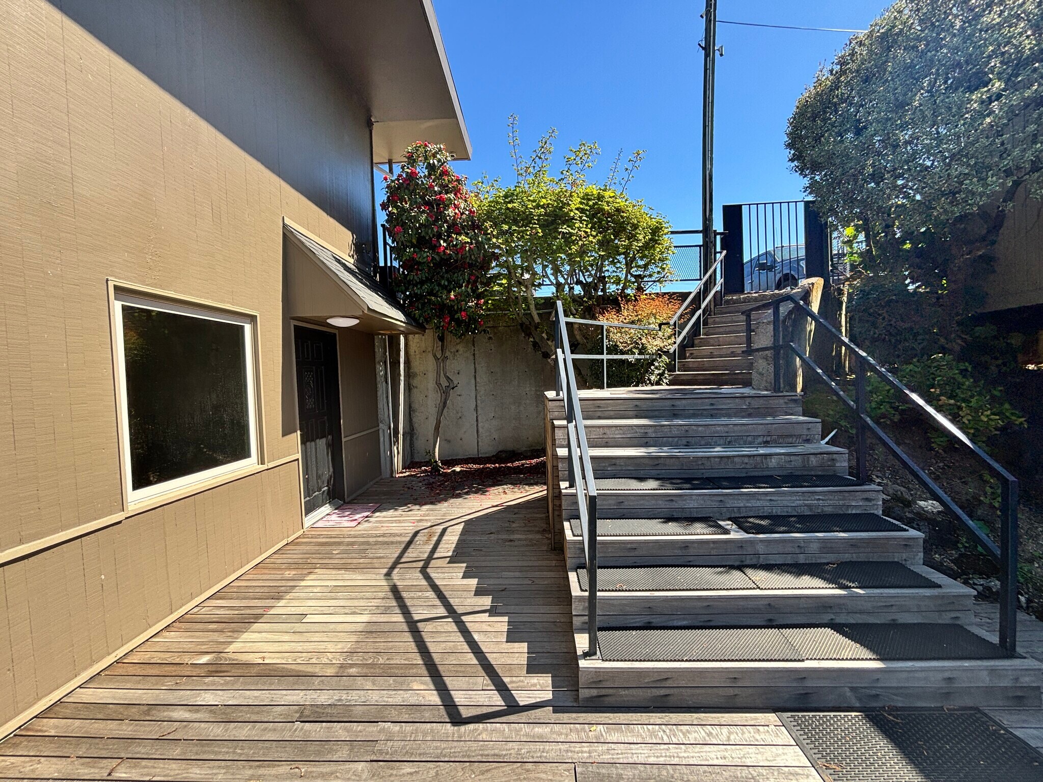 131 NE Pine St, Salem, OR for Rent