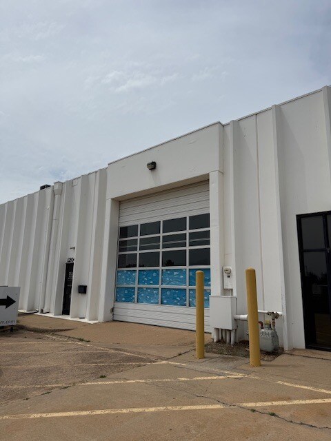1200 W Rock Creek Rd, Norman, OK for Rent