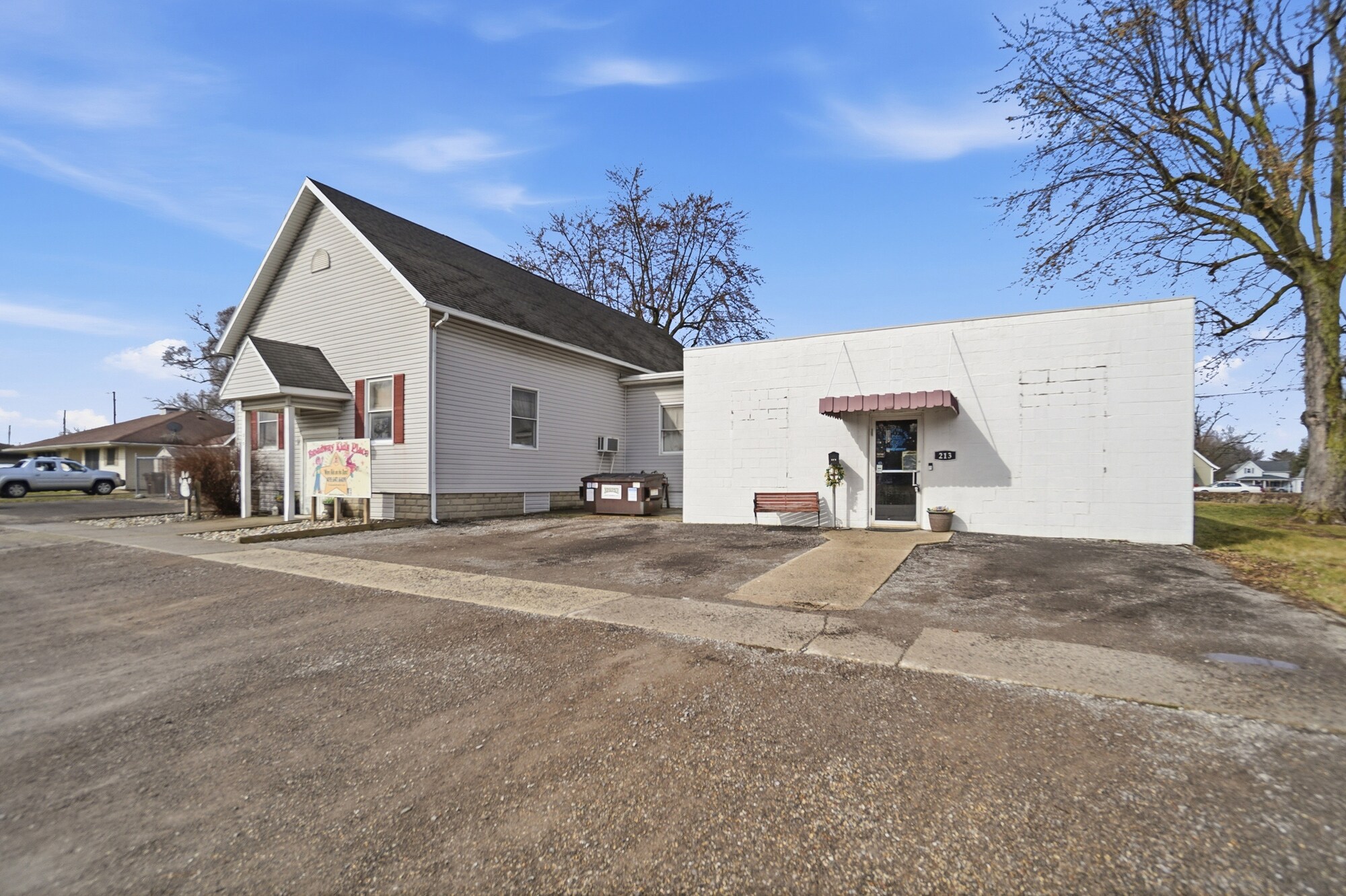 213 N Broadway St, Spencerville, OH for Sale