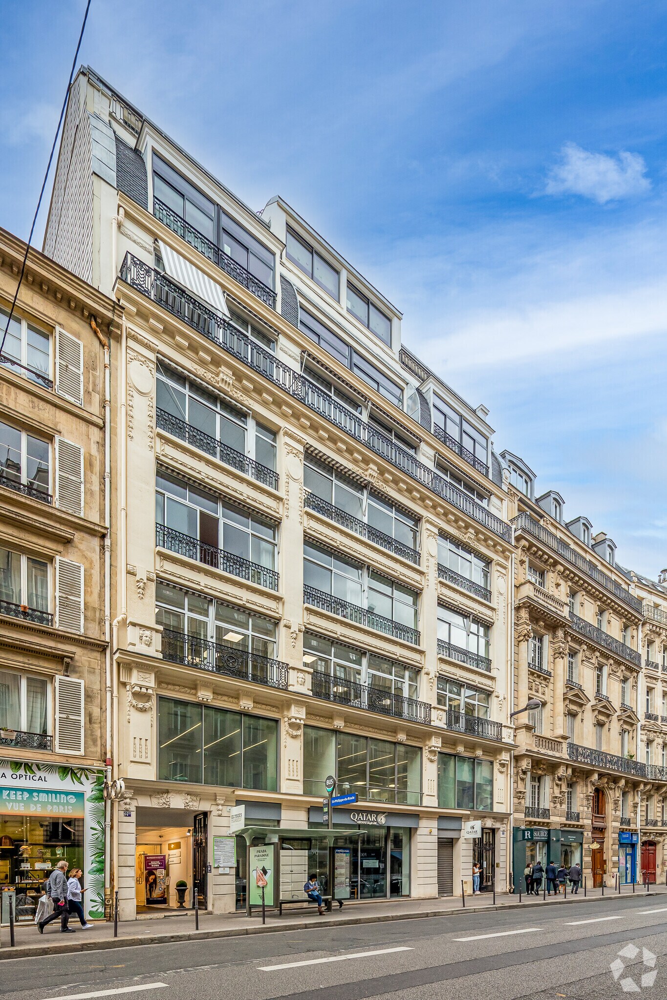 64 Rue La Boétie, Paris, PAR for Rent