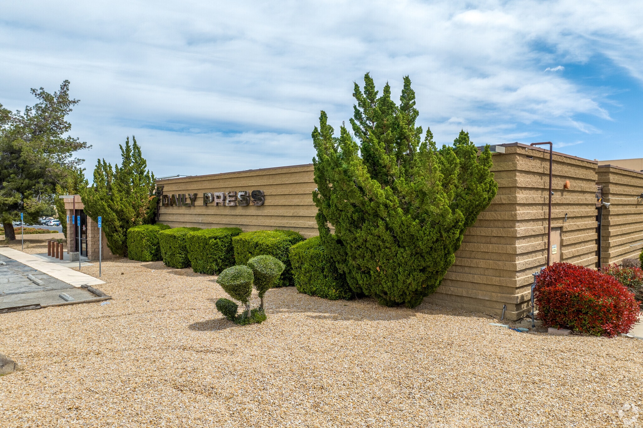 13843-13875 Park Ave, Victorville, CA for Rent