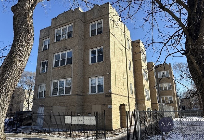 635 N Springfield Ave, Chicago, IL for Sale